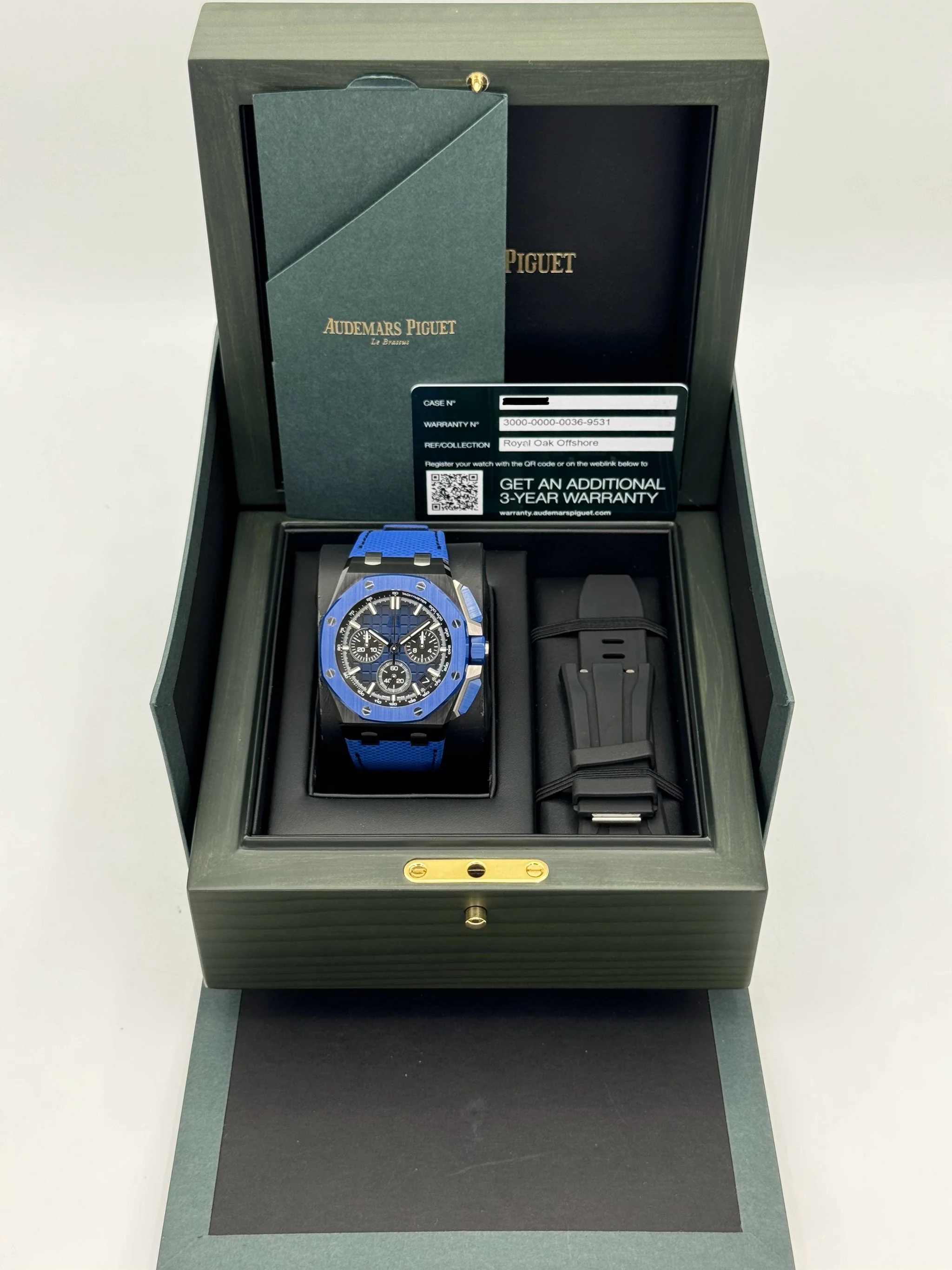2023 Audemars Piguet Royal Oak Offshore 43mm 26420CE Ceramic Blue Dial - Image 12