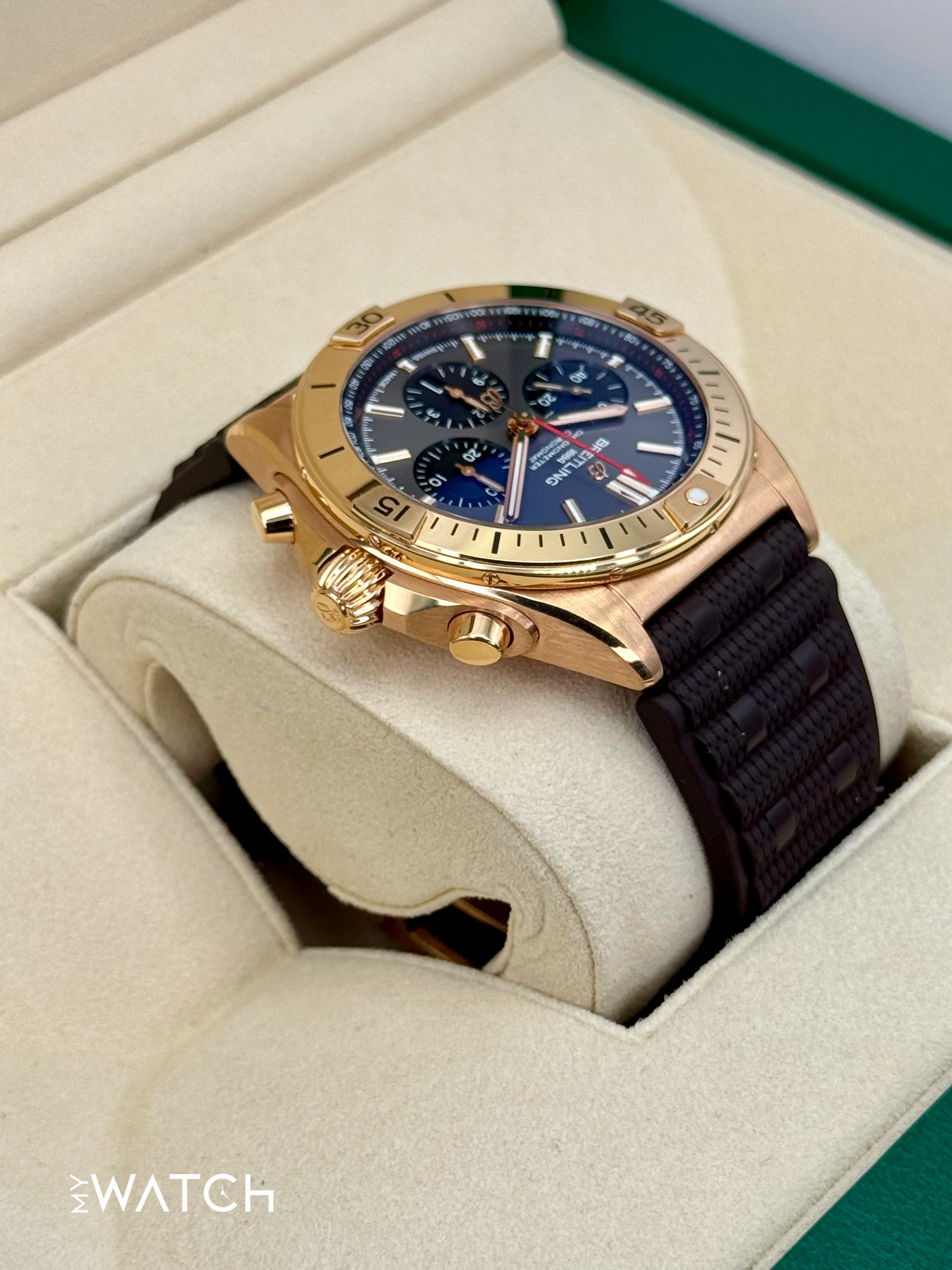 2023 Breitling Chronomat B01 42mm RB0134 Red Gold Grey Dial - Image 8