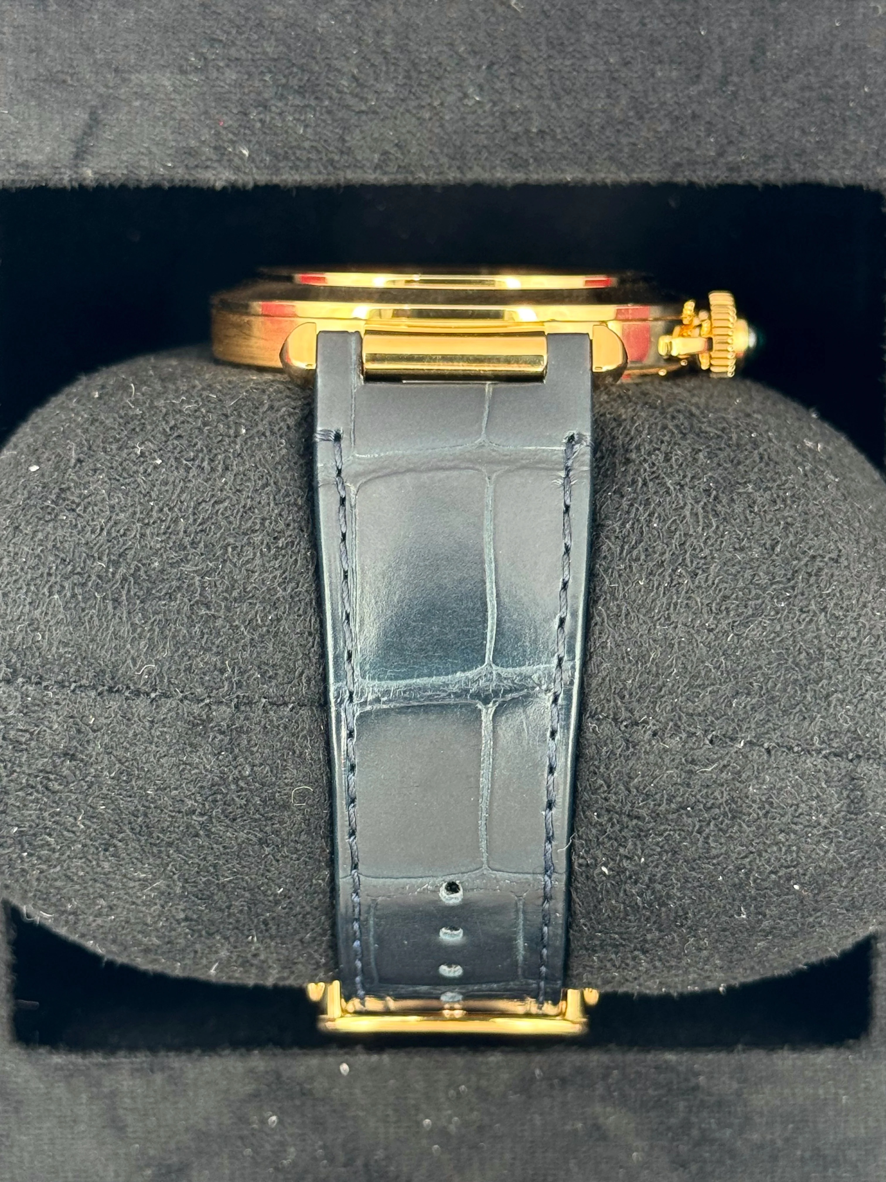 2023 Cartier Pasha 41mm WGPA0007 Yellow Gold Silver Dial - Image 3
