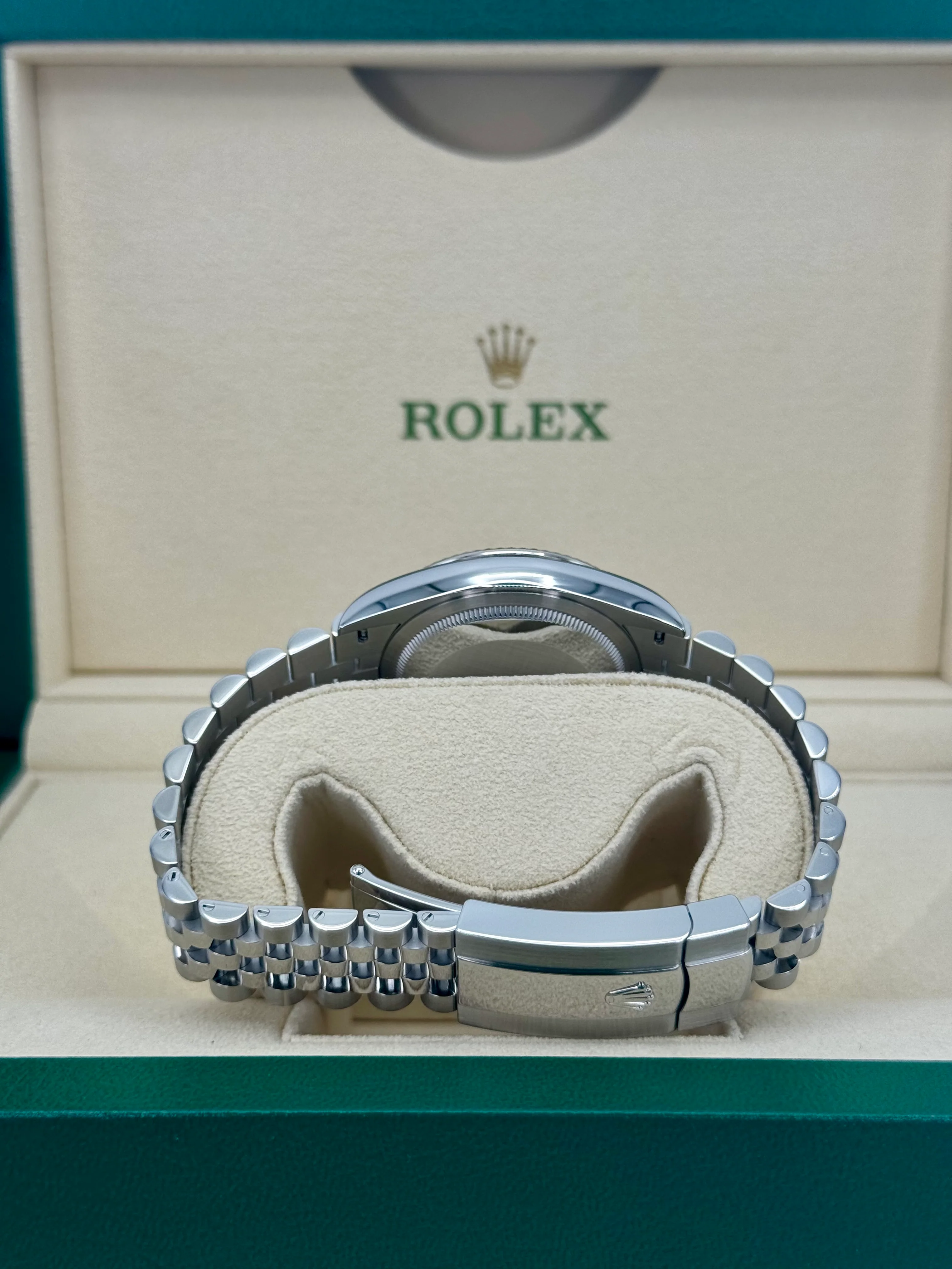 2023 Datejust 36mm 126234 Stainless Steel Jubilee Blue Motif Dial - Image 10