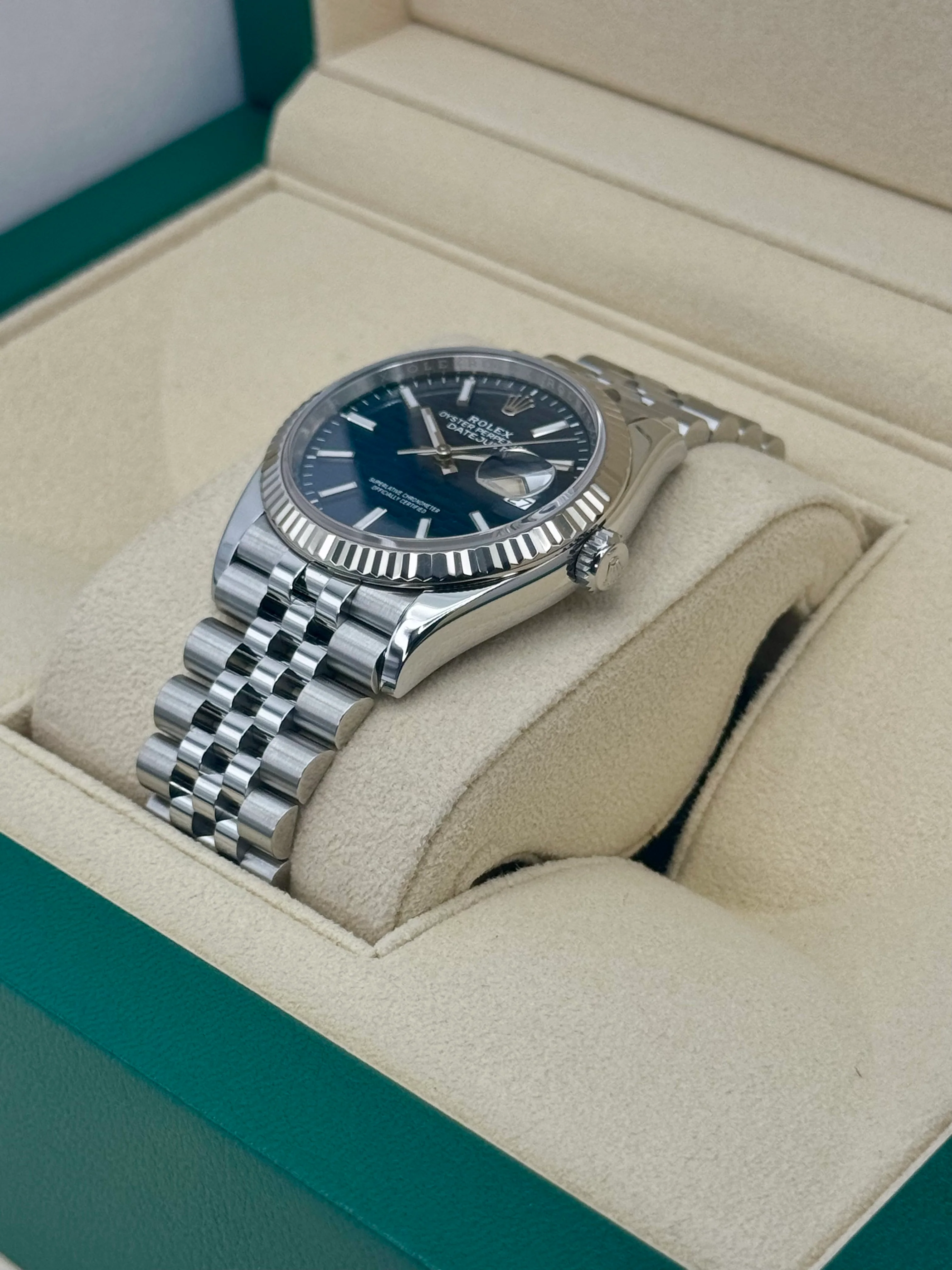 2023 Datejust 36mm 126234 Stainless Steel Jubilee Blue Motif Dial - Image 5