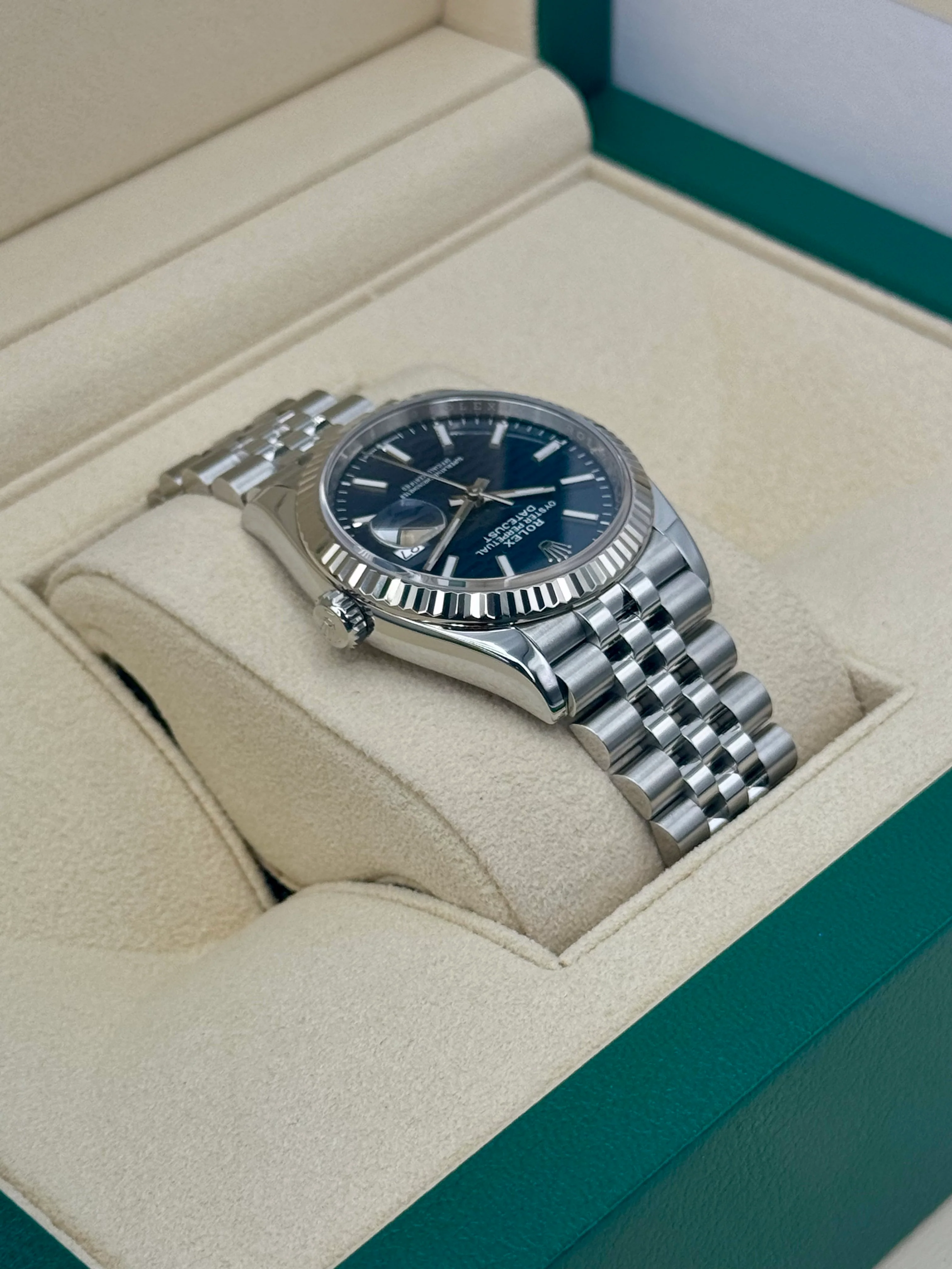 2023 Datejust 36mm 126234 Stainless Steel Jubilee Blue Motif Dial - Image 8