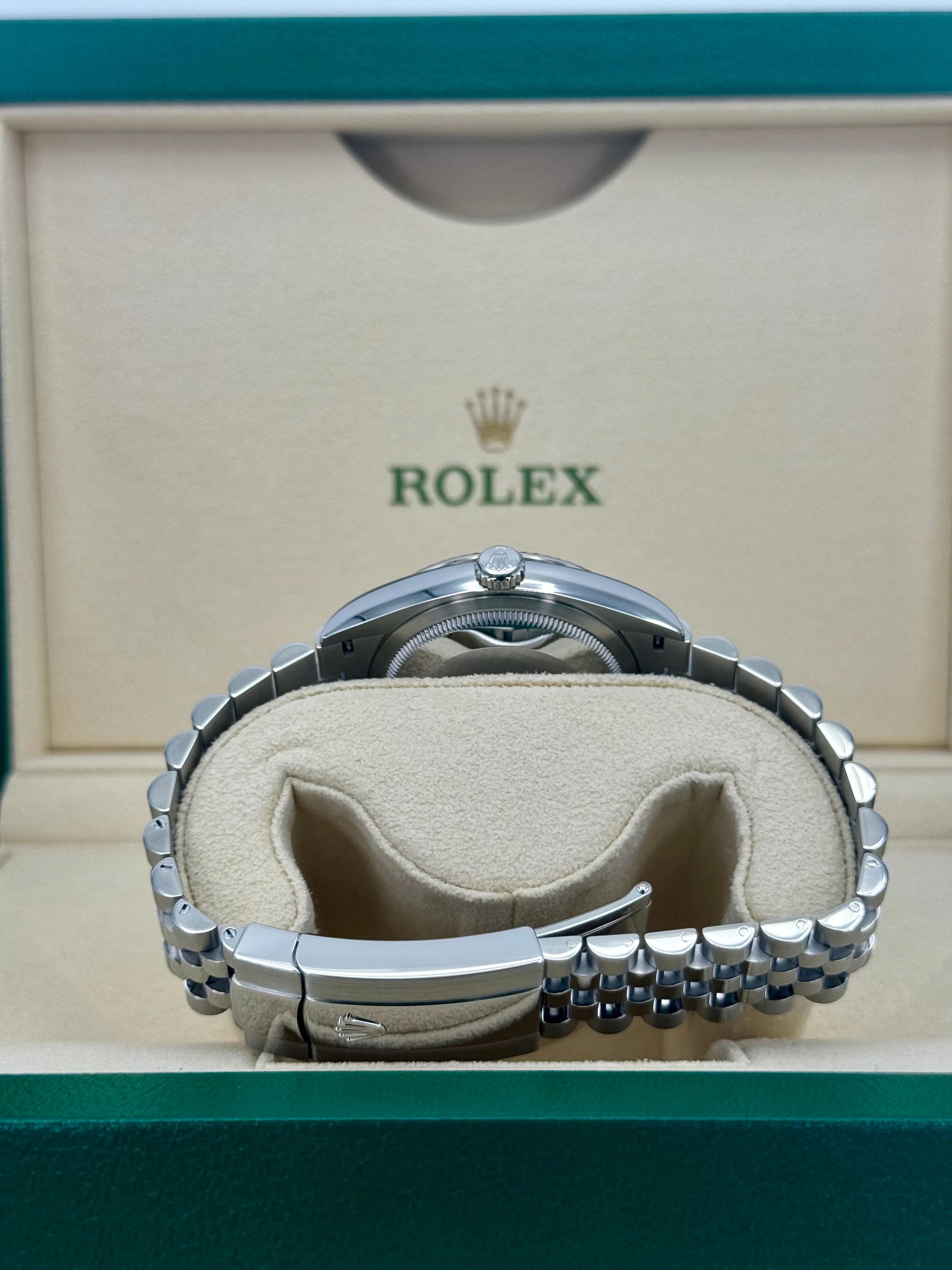 2023 Datejust 36mm 126234 Stainless Steel Jubilee Blue Motif Dial - Image 9
