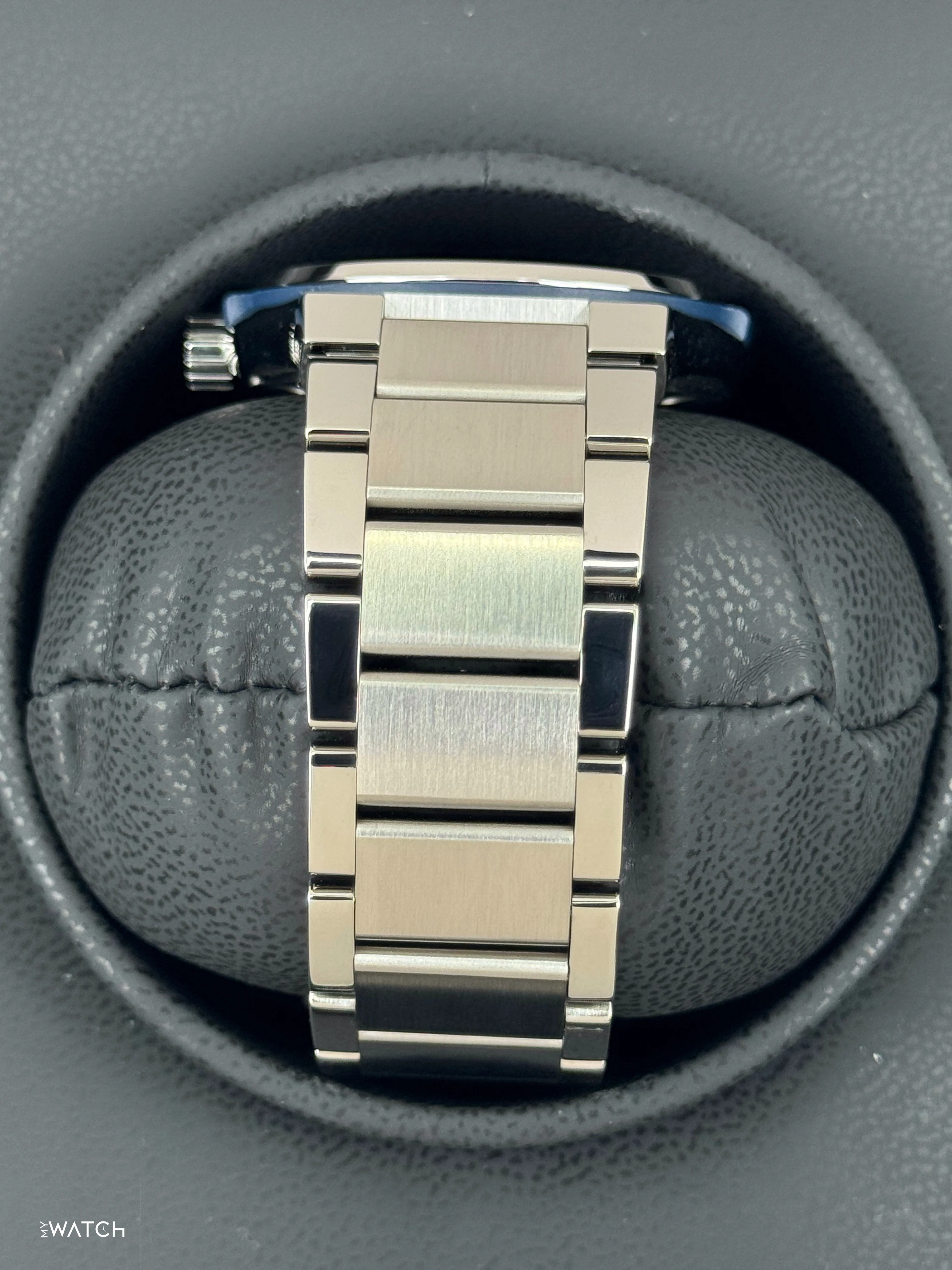 2023 Hublot Classic Fusion 42mm 548.NX.7170.NX Titanium Blue Dial - Image 4