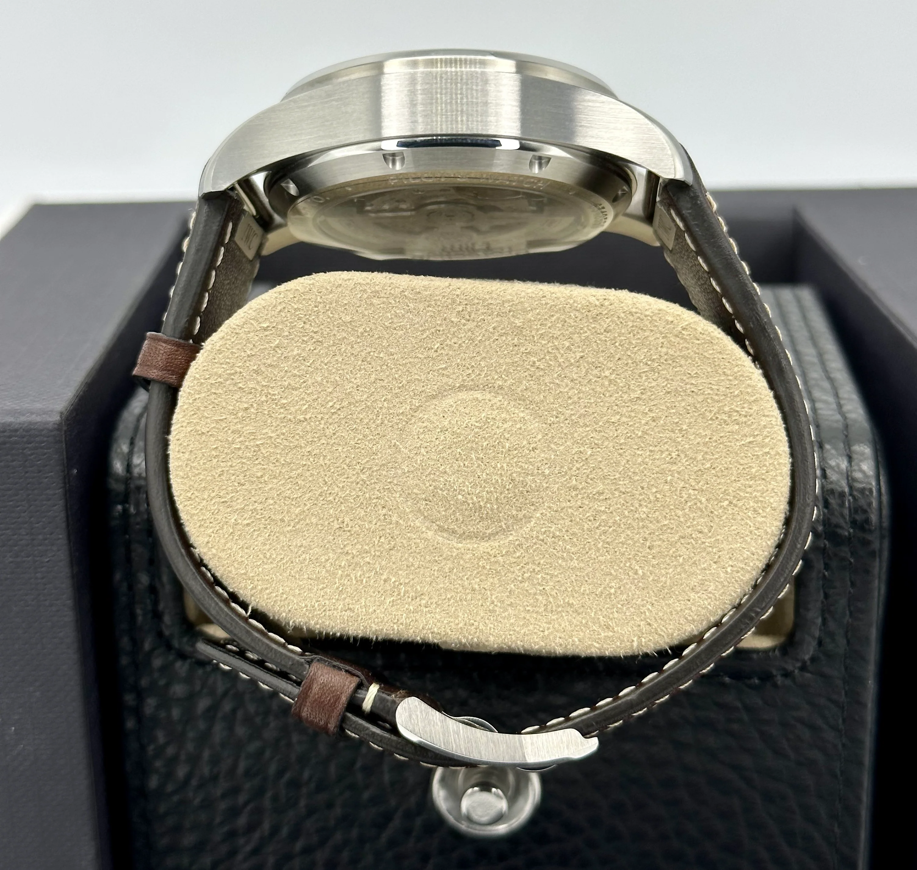 NEW 2023 IWC Pilot's Chronograph 41mm IW388103 Stainless Steel Green Dial - Image 10