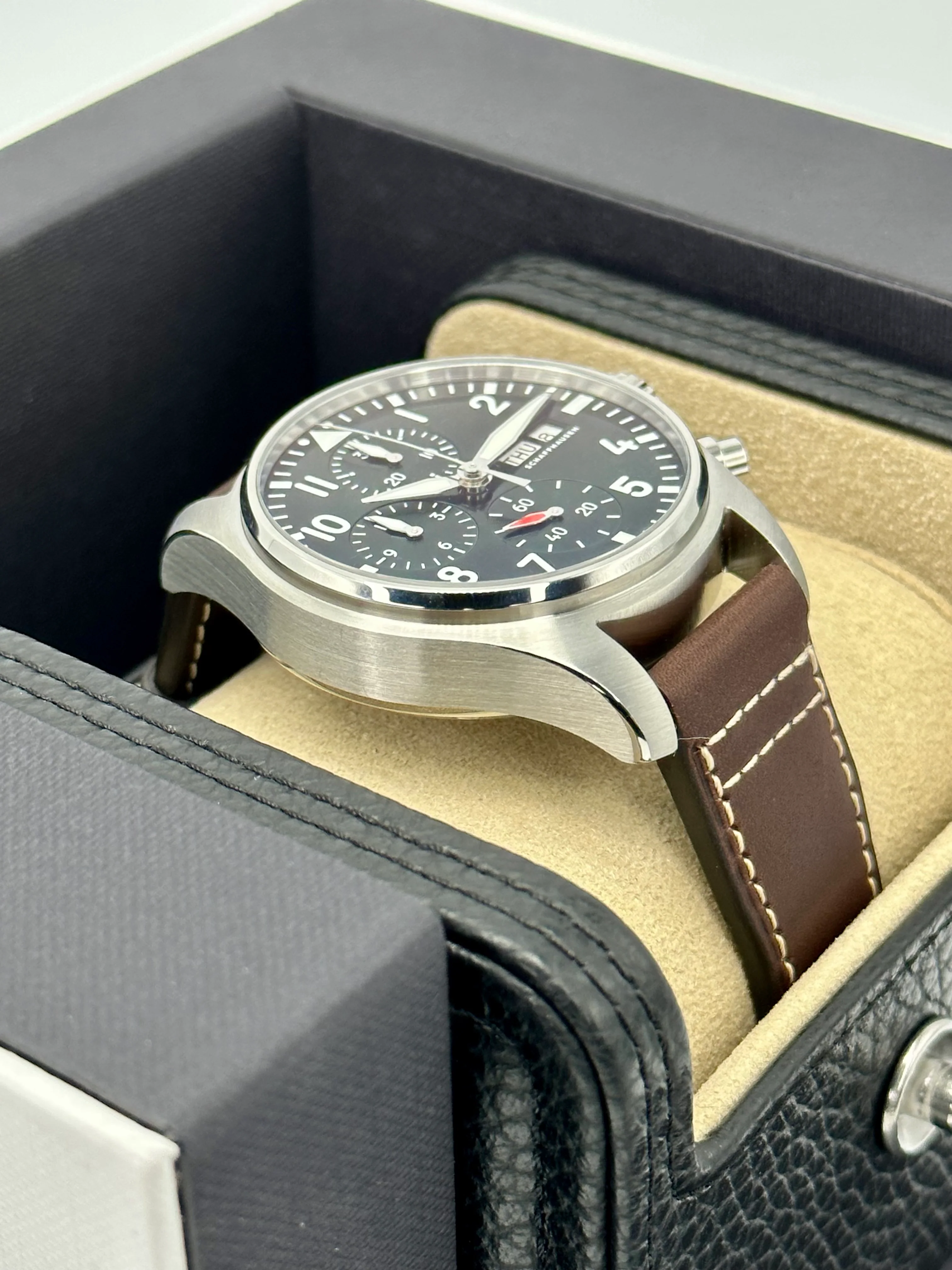 NEW 2023 IWC Pilot's Chronograph 41mm IW388103 Stainless Steel Green Dial - Image 6