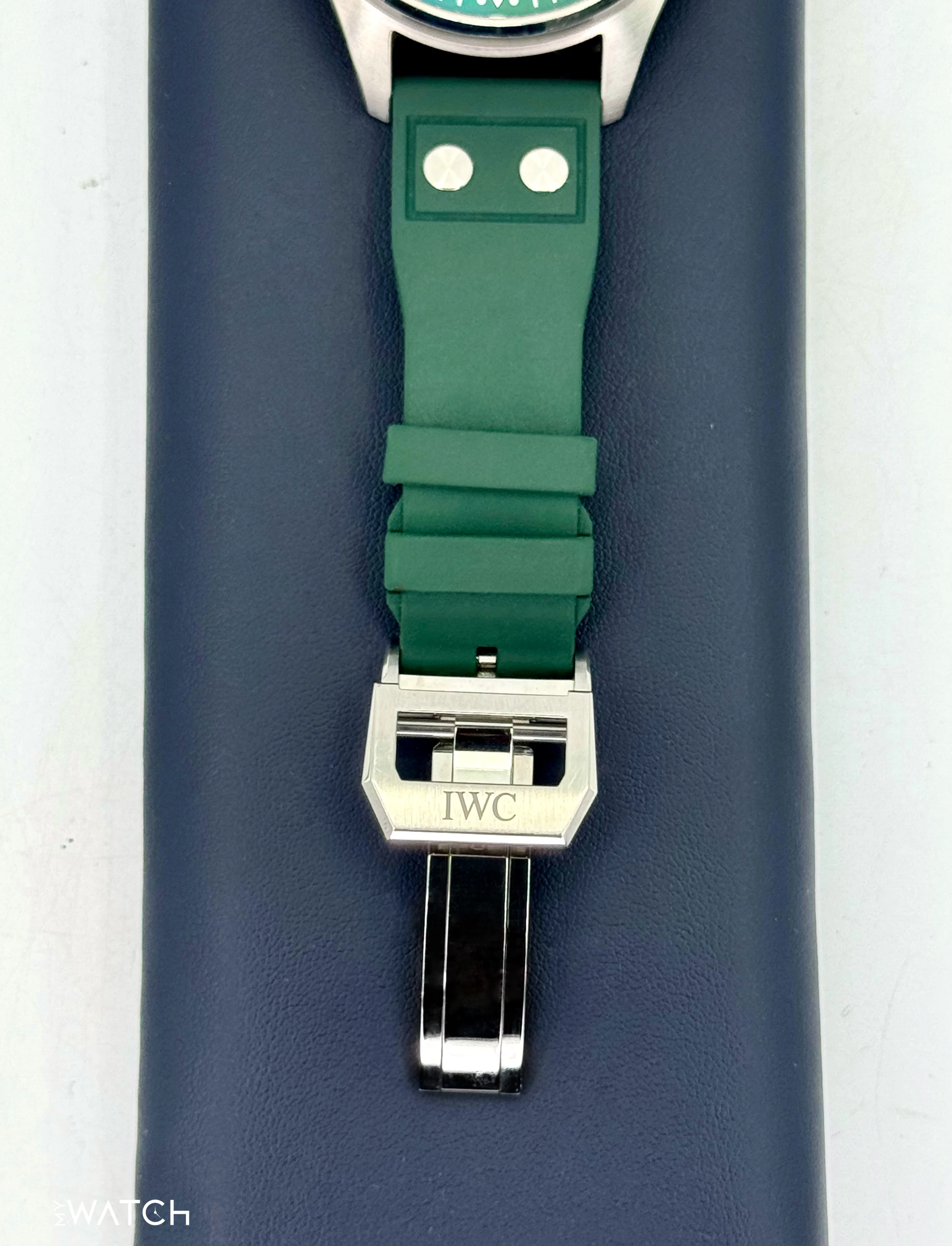 2023 IWC Pilot's Watch Perpetual Calendar 46.2mm IW503608 Green - Image 2