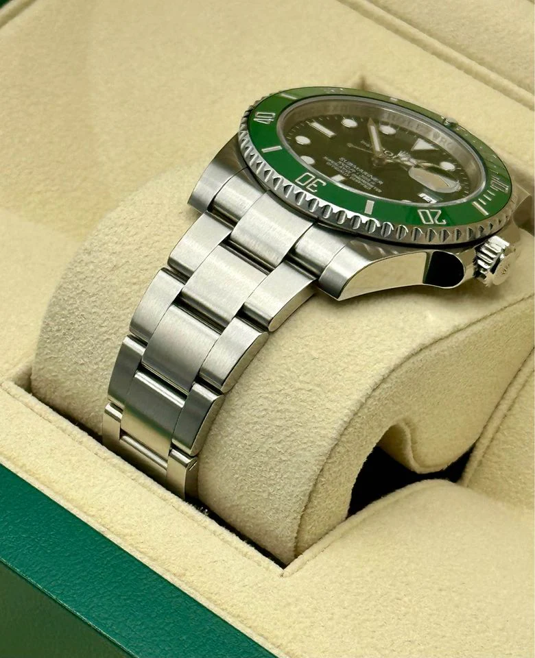 2014 Rolex Submariner "Hulk" 40mm 116610LV Green Dial - Image 5