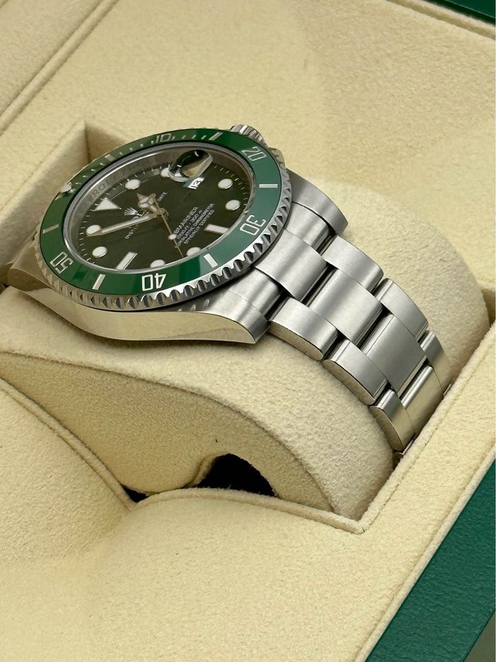 2014 Rolex Submariner "Hulk" 40mm 116610LV Green Dial - Image 6