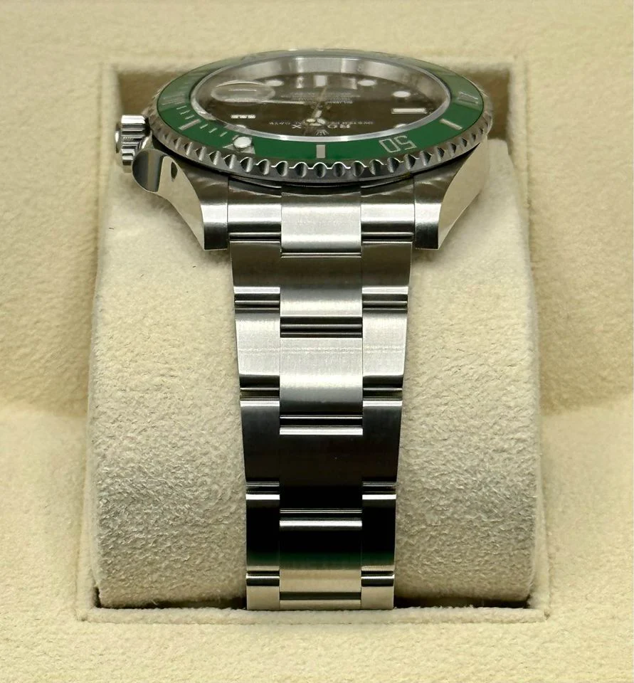 NEW 2023 Rolex Submariner "Starbucks" 41mm 126610LV Black Dial - Image 3