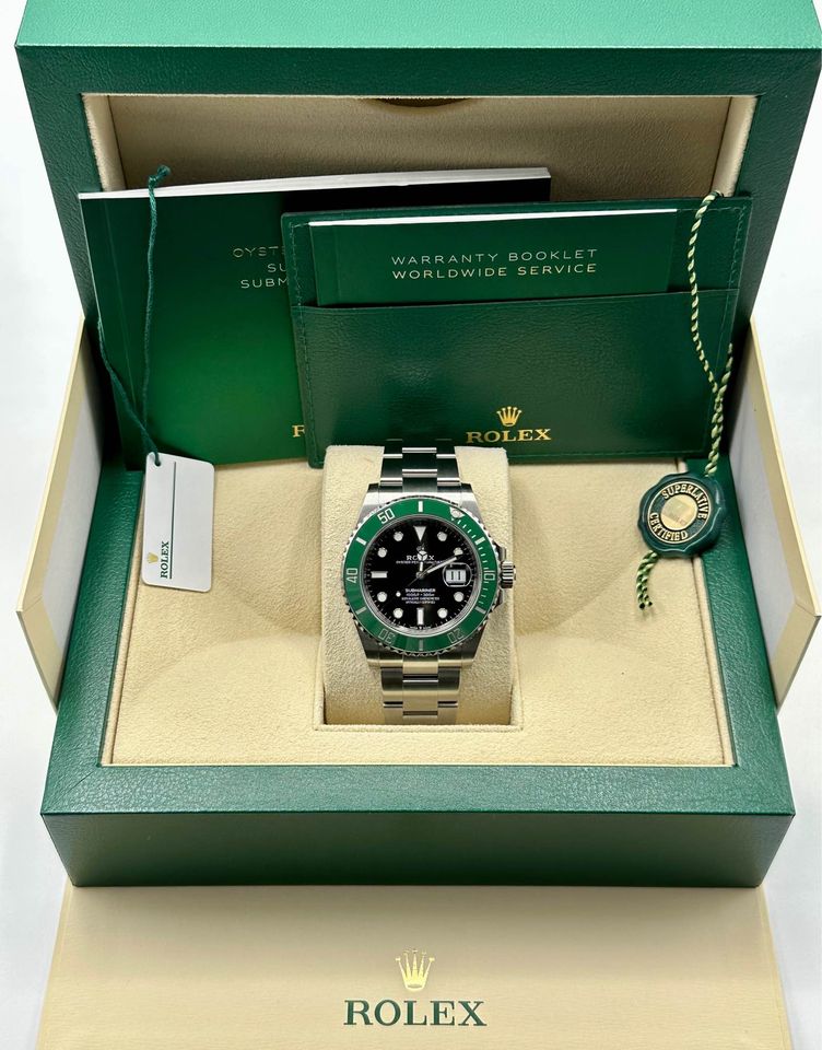 NEW 2023 Rolex Submariner "Starbucks" 41mm 126610LV Black Dial - Image 9
