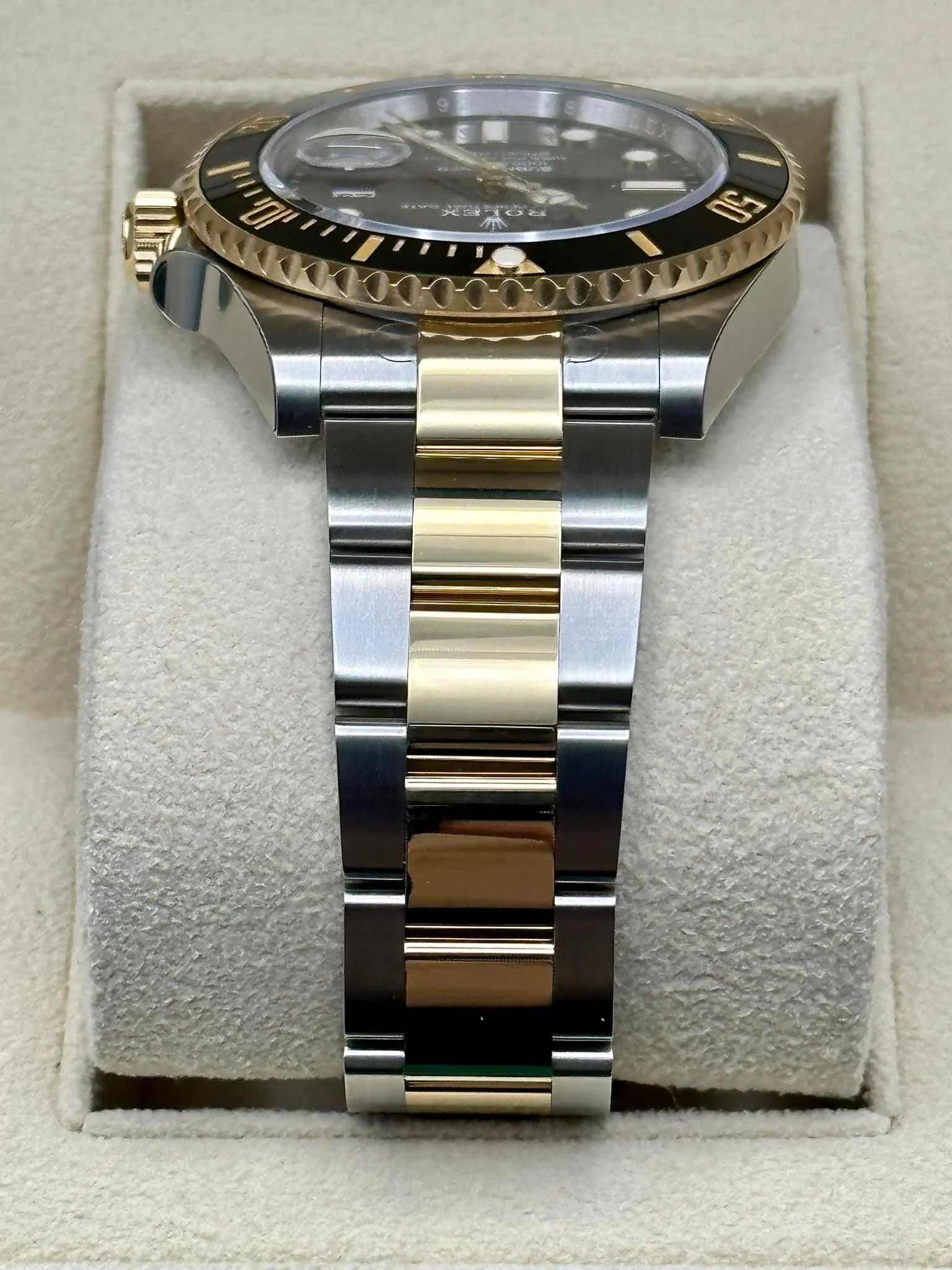 NEW 2023 Rolex Submariner 41mm 126613LN Two-Tone Black Dial - Image 4