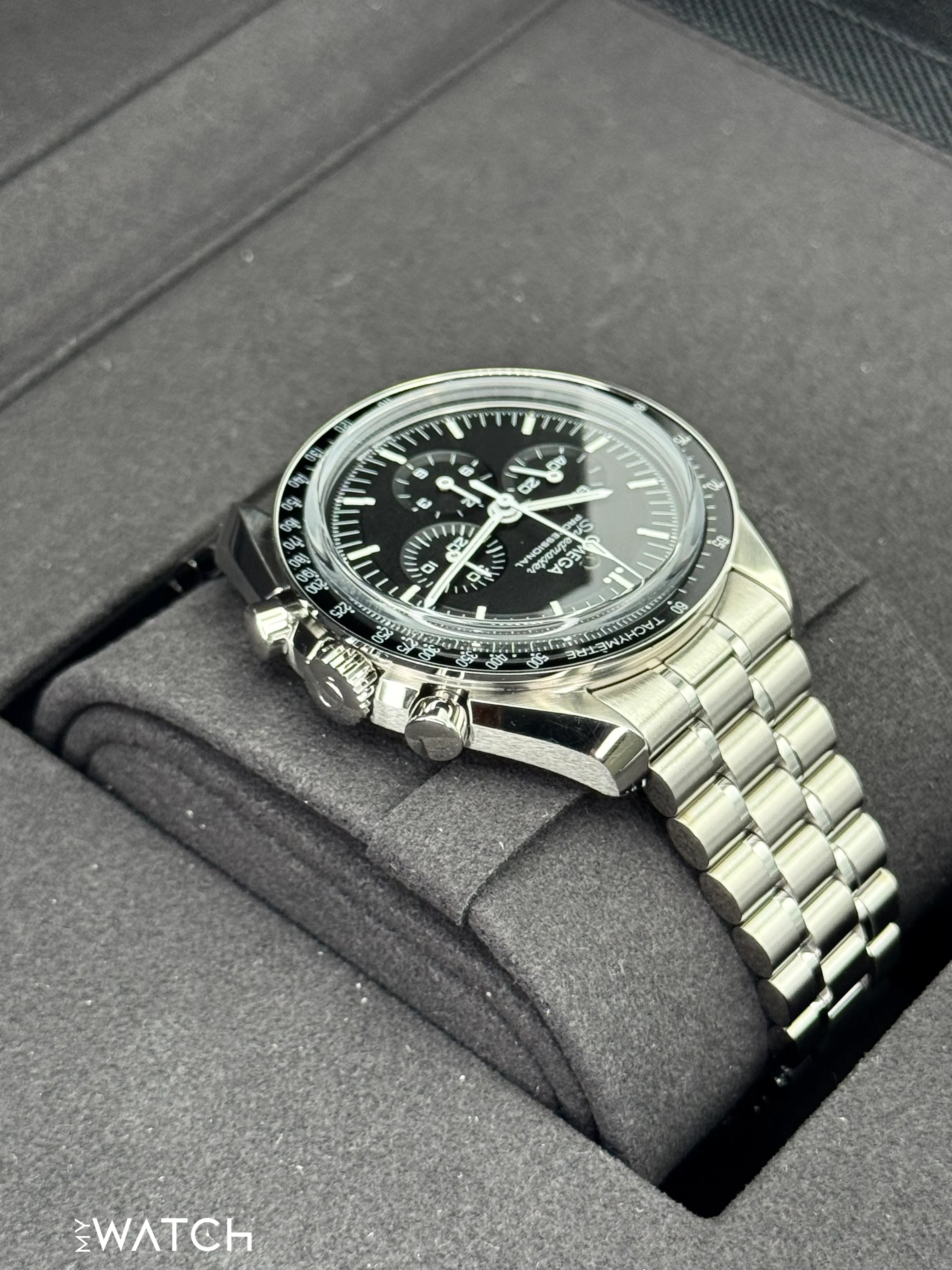 2023 Omega 42mm 310.30.42.50.01.002 Speedmaster Moonwatch Pro - Image 8