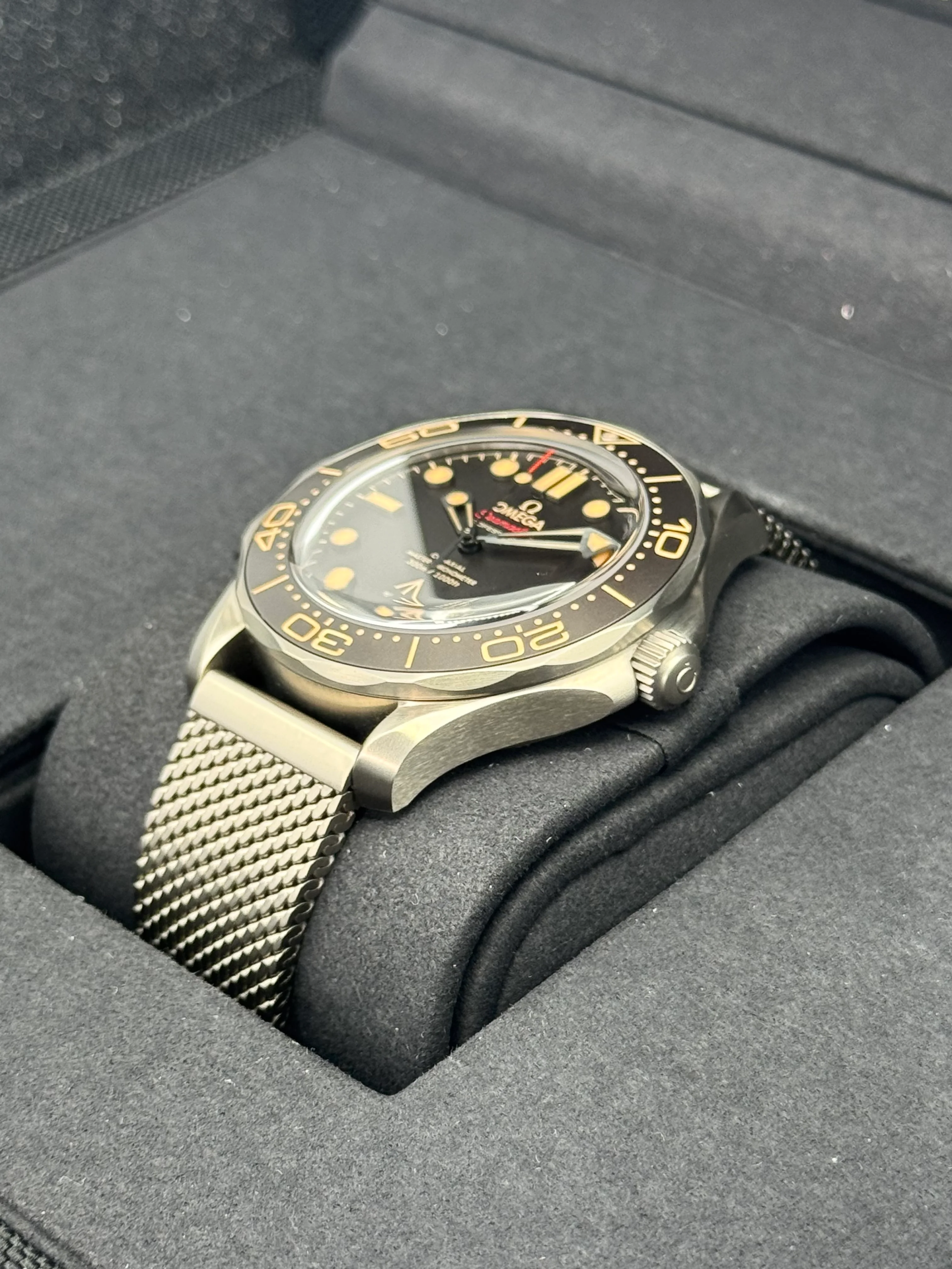 2023 Omega Seamaster Diver 300M 007 42mm Titanium Brown Dial - Image 5
