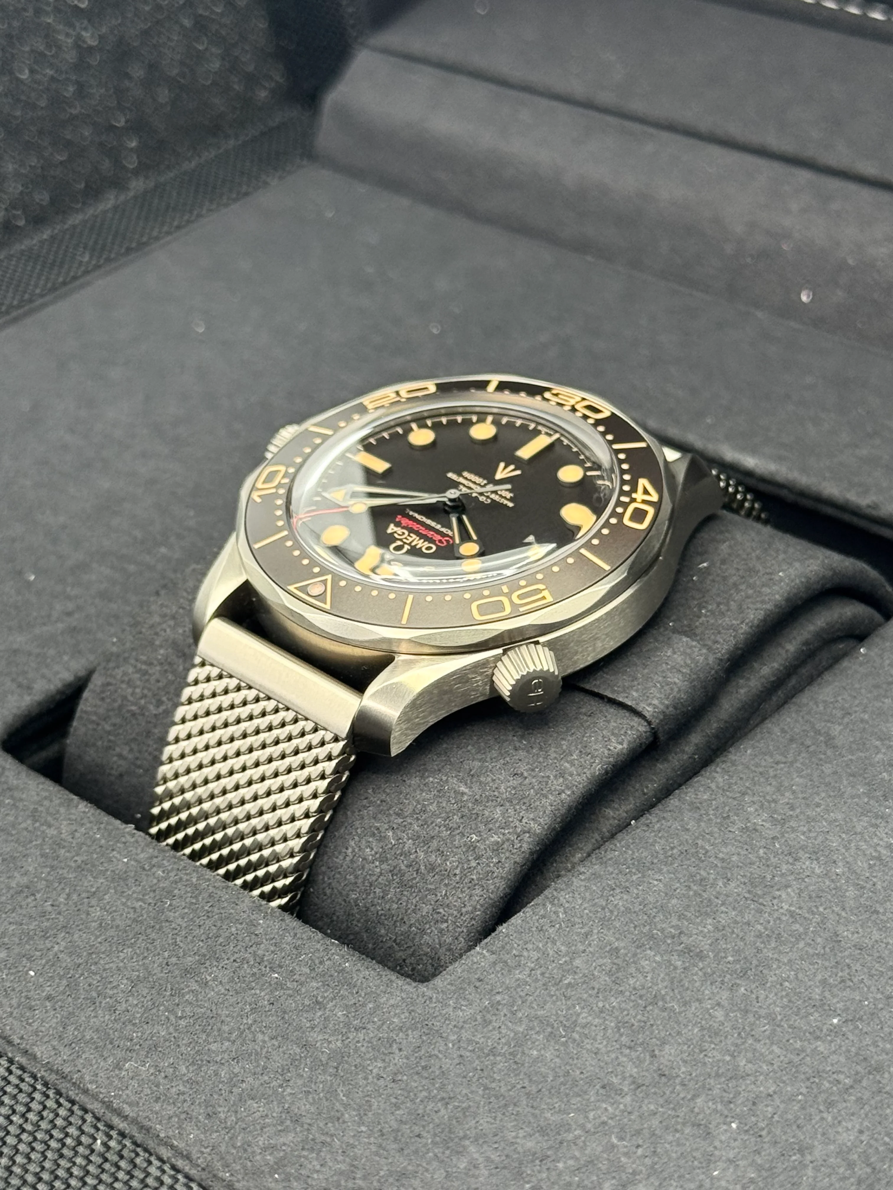 2023 Omega Seamaster Diver 300M 007 42mm Titanium Brown Dial - Image 7