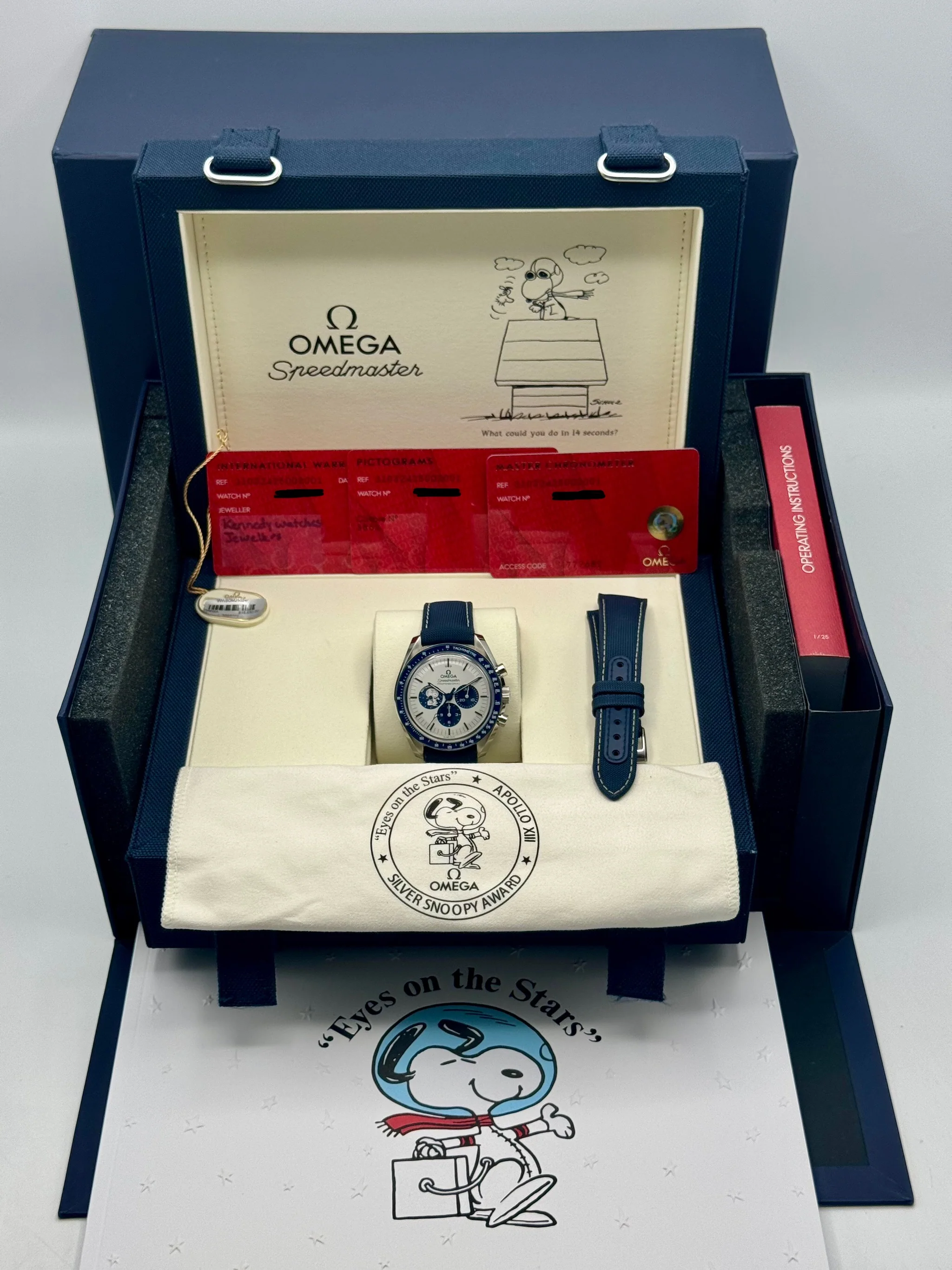 2023 Omega Speedmaster Silver Snoopy Award 310.32.42.50.02.001 - Image 13