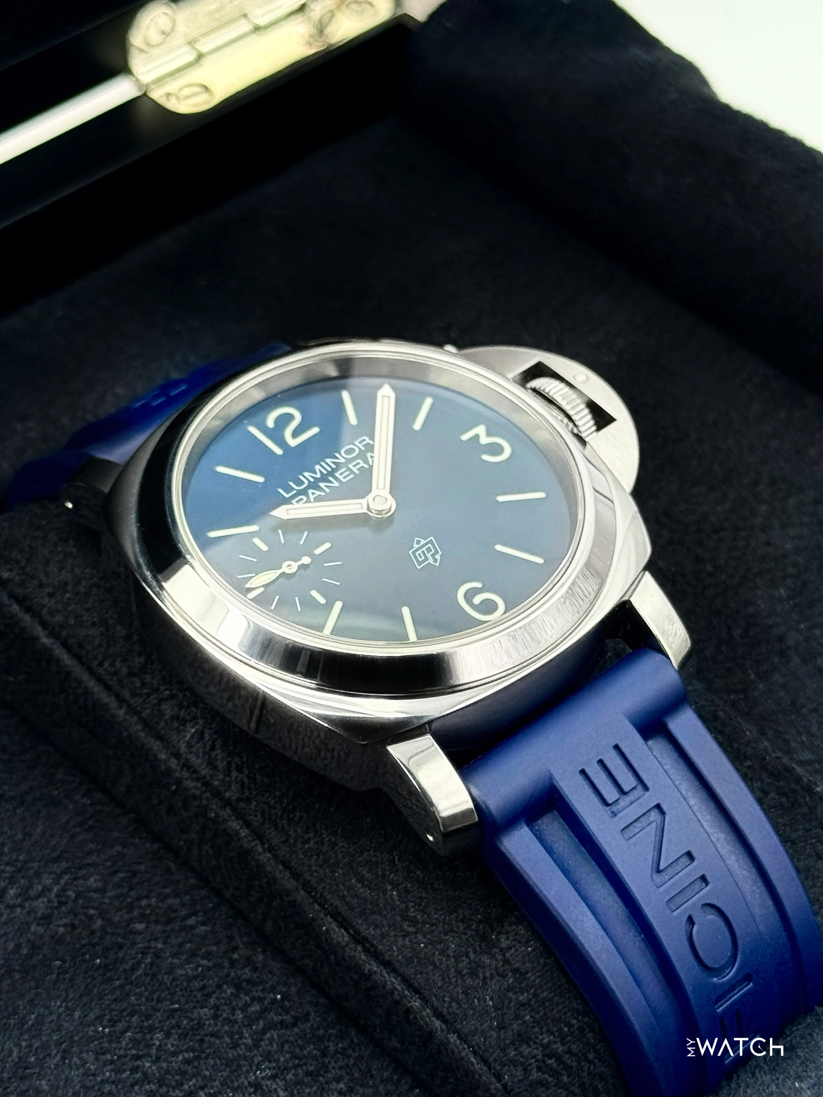 2023 Panerai Luminor Blu Mare 44mm PAM01085 Stainless Steel Blue Dial - Image 6