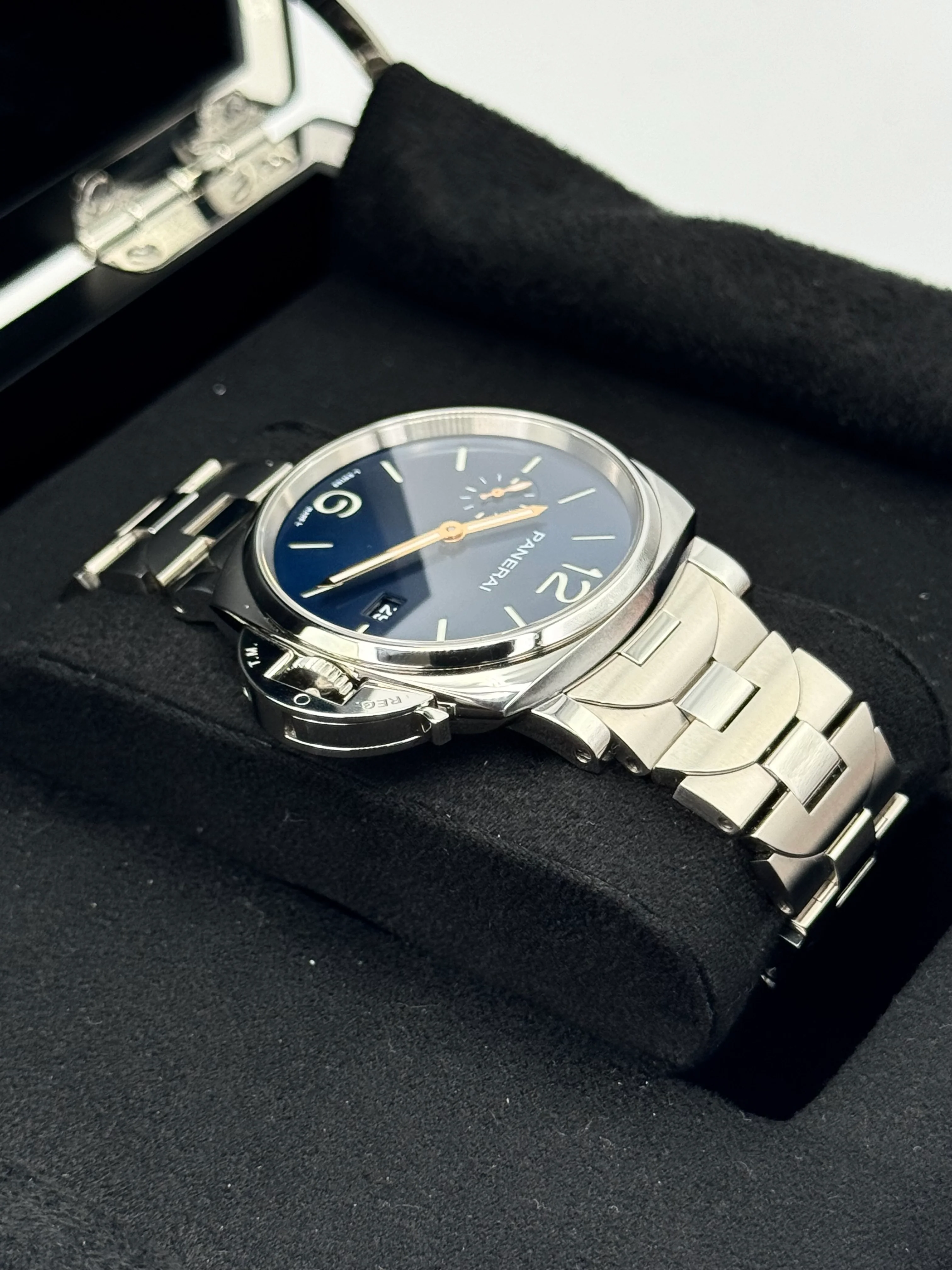 2023 Panerai Luminor Due 42mm PAM01124 Stainless Steel Blue Dial - Image 8