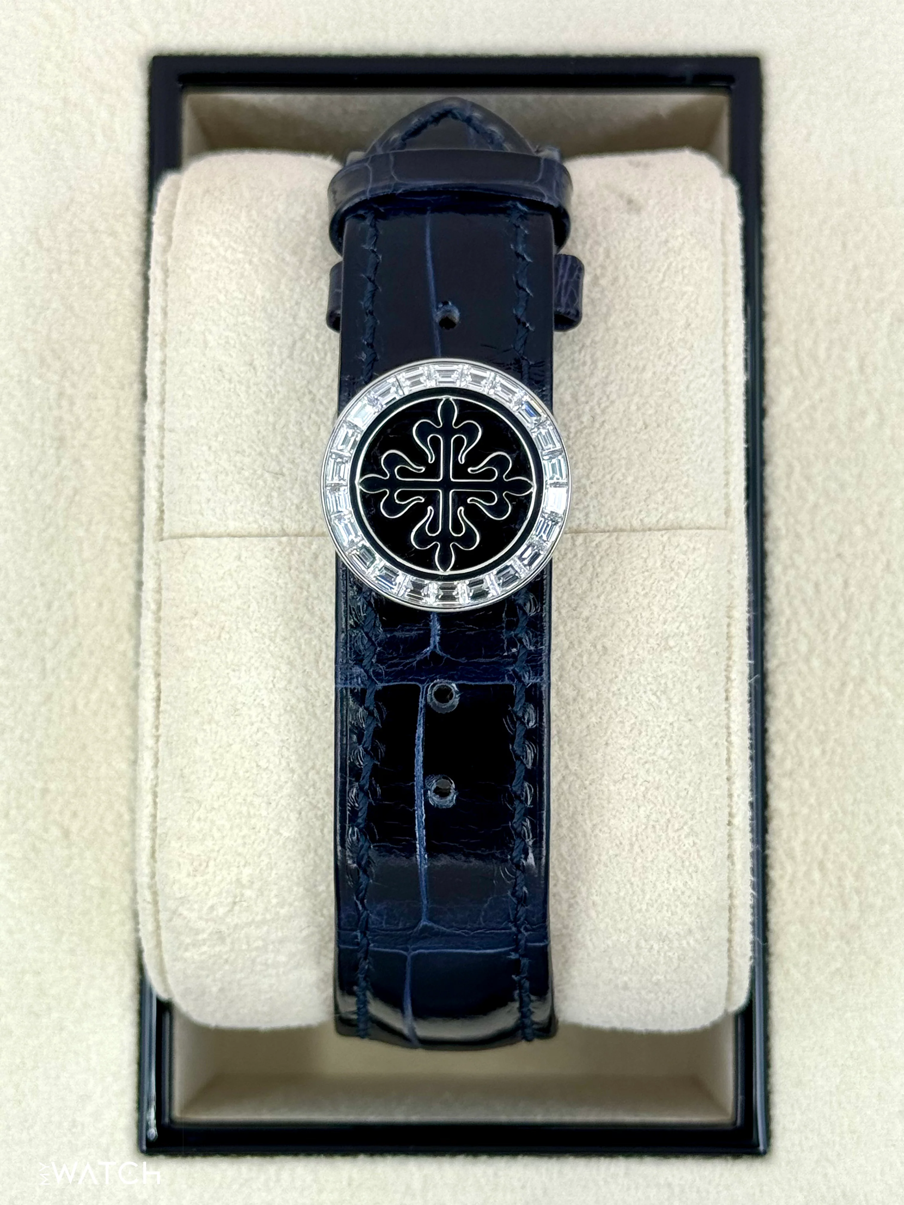 2023 Patek Philippe Annual Calendar Chronograph 40.5mm 5961P Platinum Blue Dial - Image 2