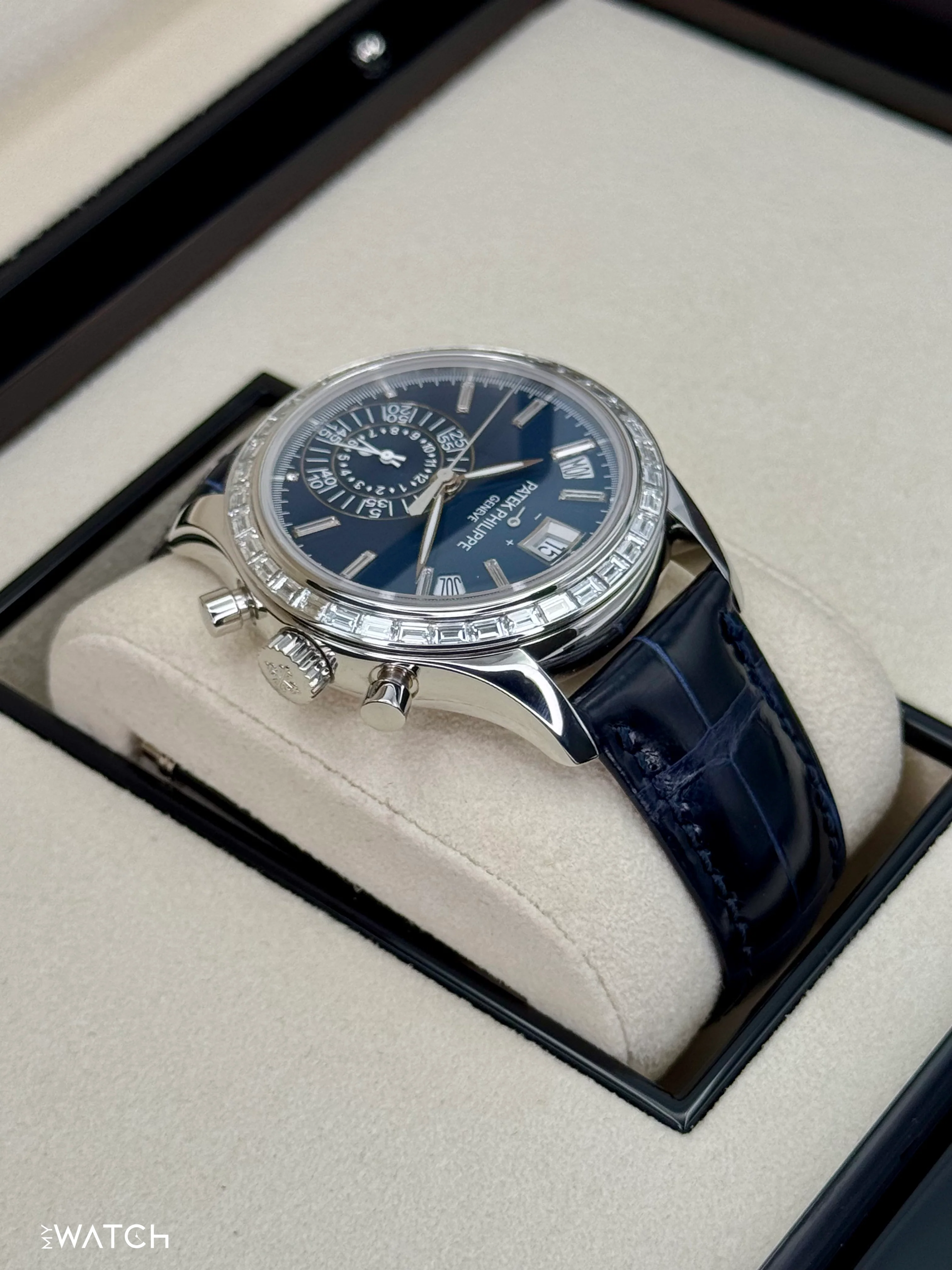2023 Patek Philippe Annual Calendar Chronograph 40.5mm 5961P Platinum Blue Dial - Image 8