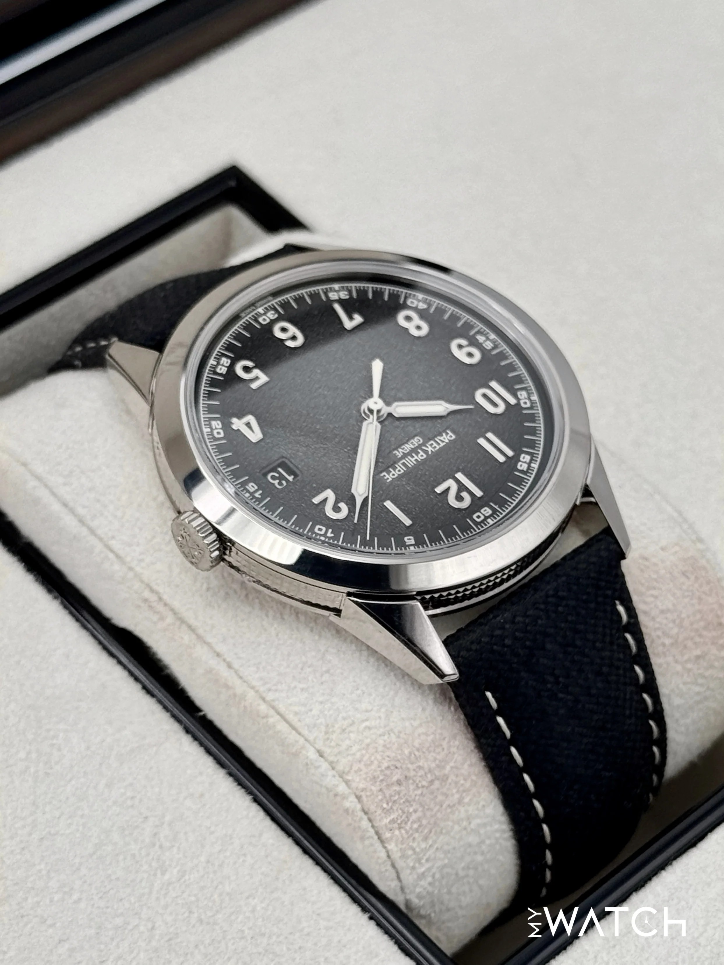 2023 Patek Philippe Calatrava 40mm 5226G White Gold Black Dial - Image 6