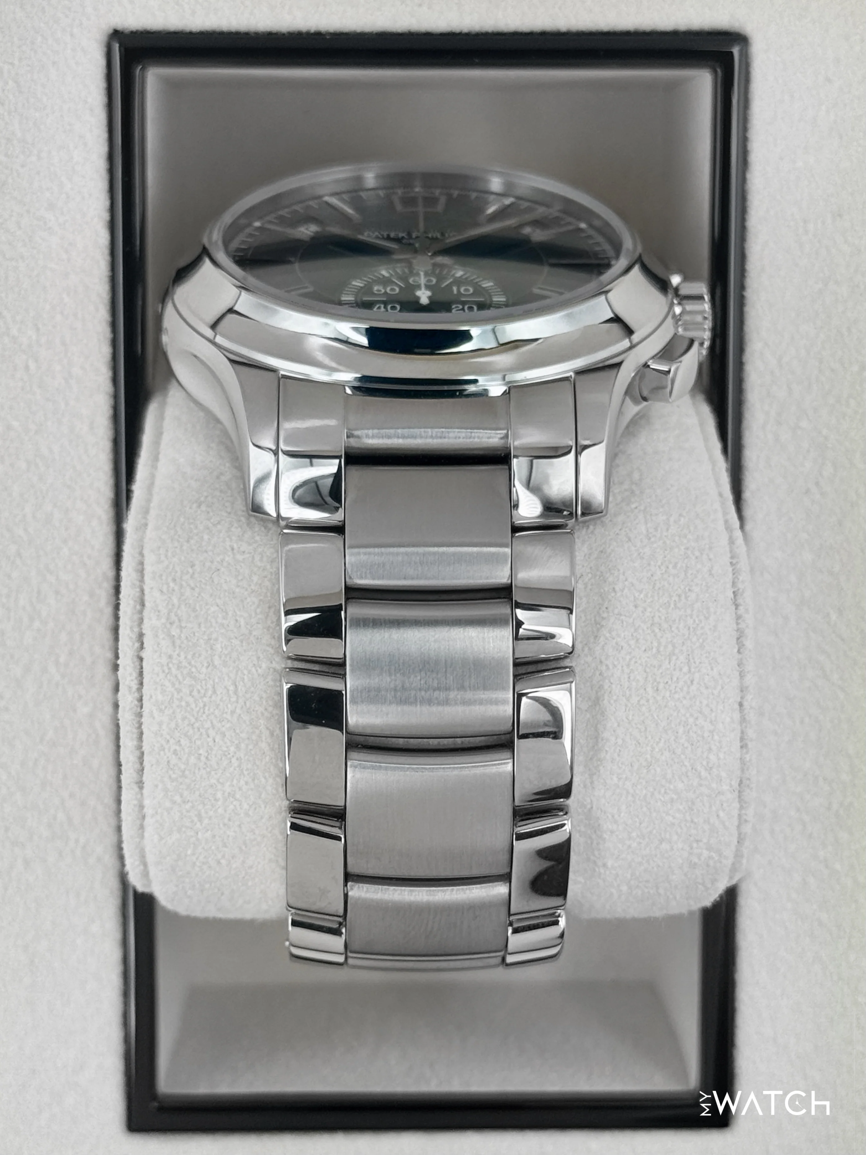 2023 Patek Philippe Flyback Chronograph Annual Calendar 5905/1A Olive Green Dial - Image 3