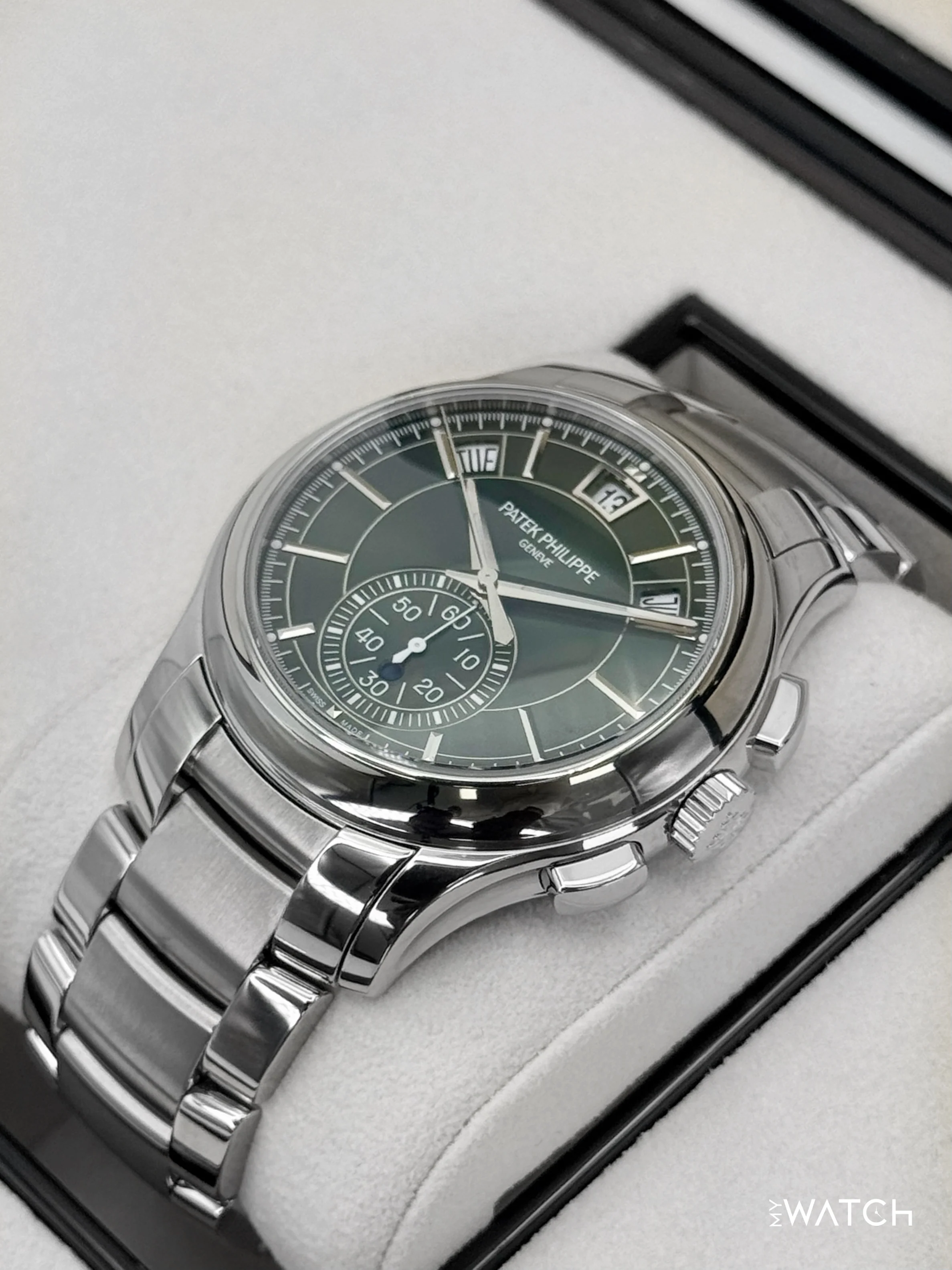 2023 Patek Philippe Flyback Chronograph Annual Calendar 5905/1A Olive Green Dial - Image 5