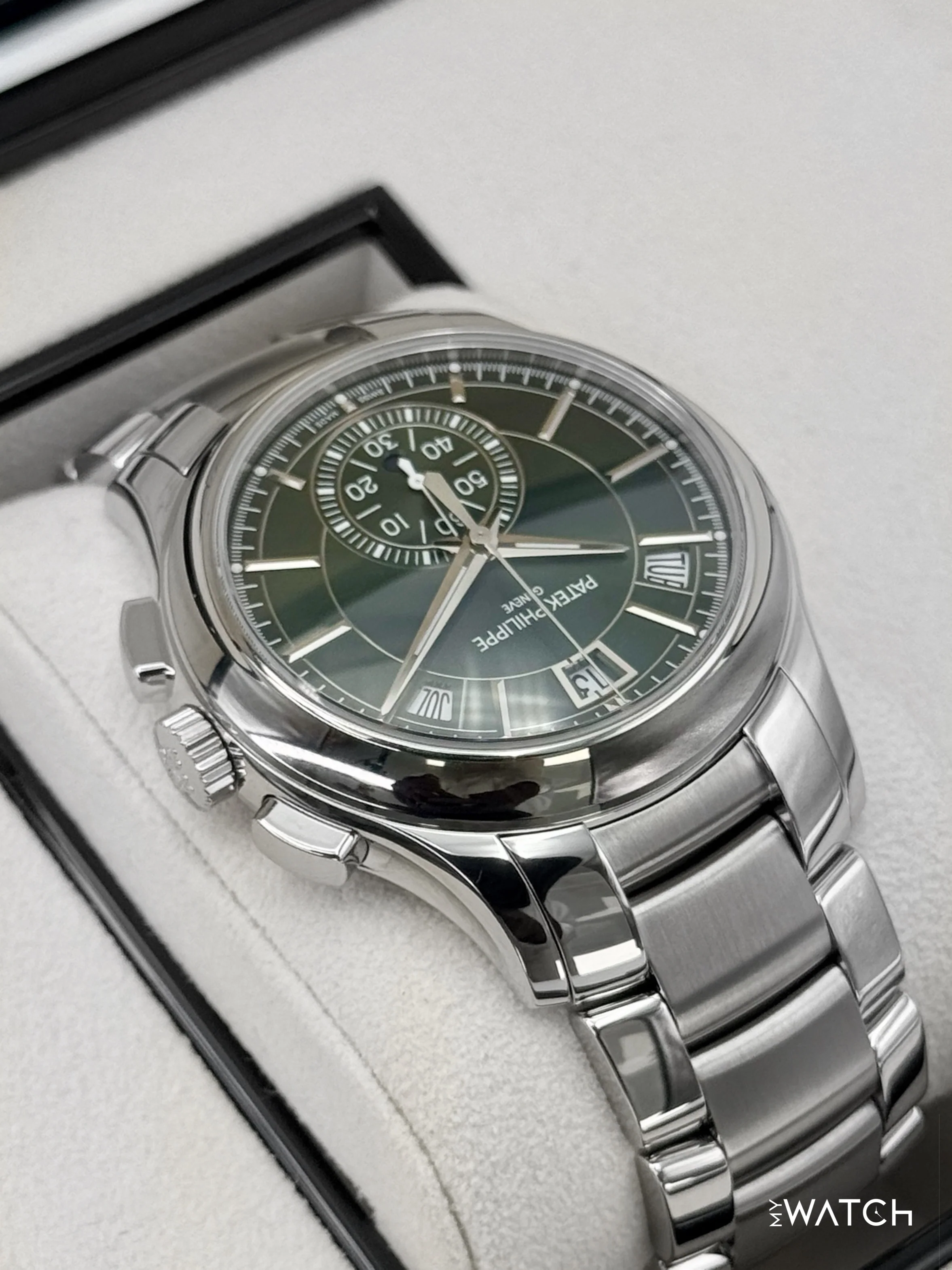 2023 Patek Philippe Flyback Chronograph Annual Calendar 5905/1A Olive Green Dial - Image 8