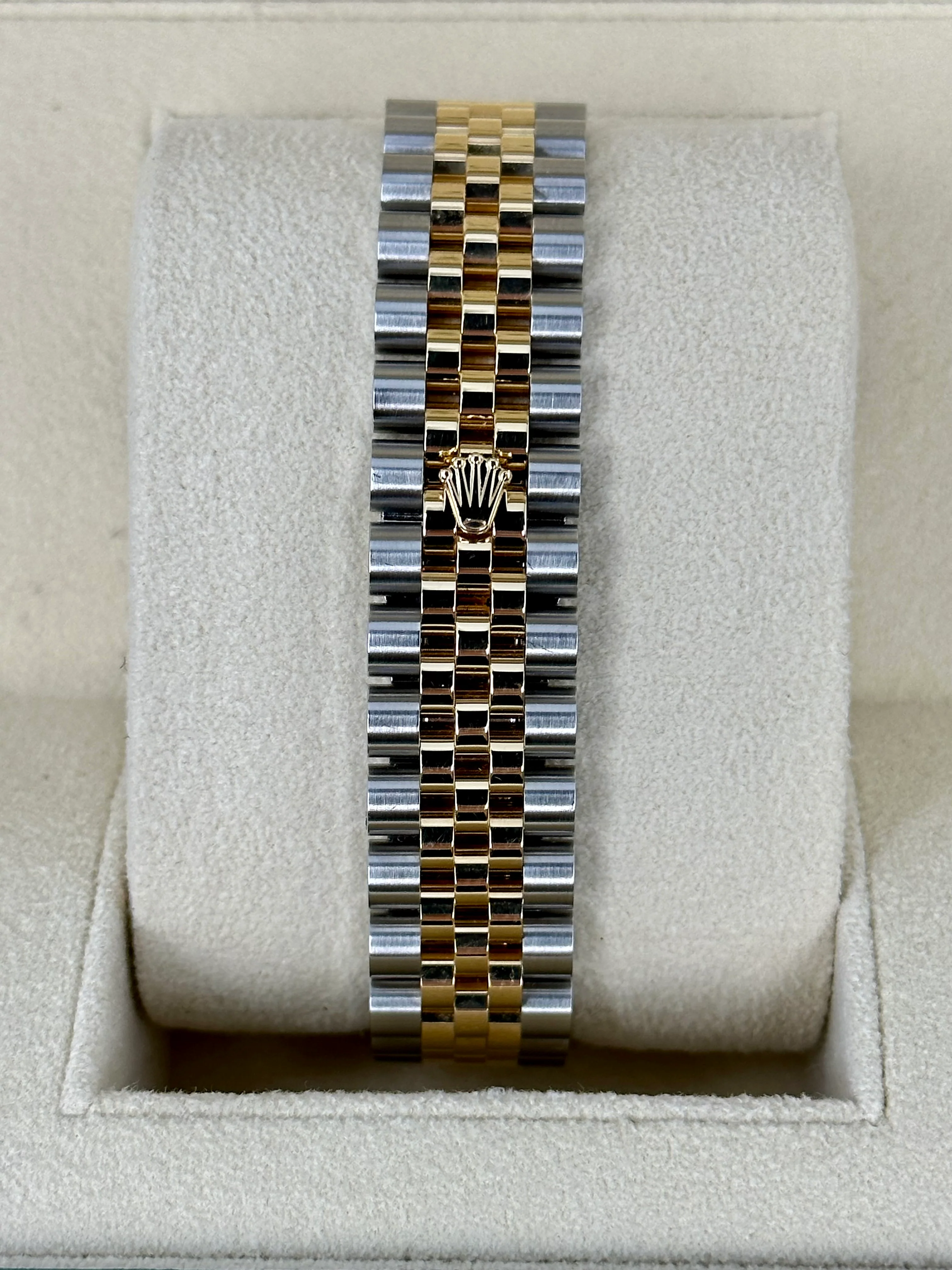2023 Roles Datejust 31mm Two-Tone Jubilee Mother of Pearl Diamond Dial - Image 2