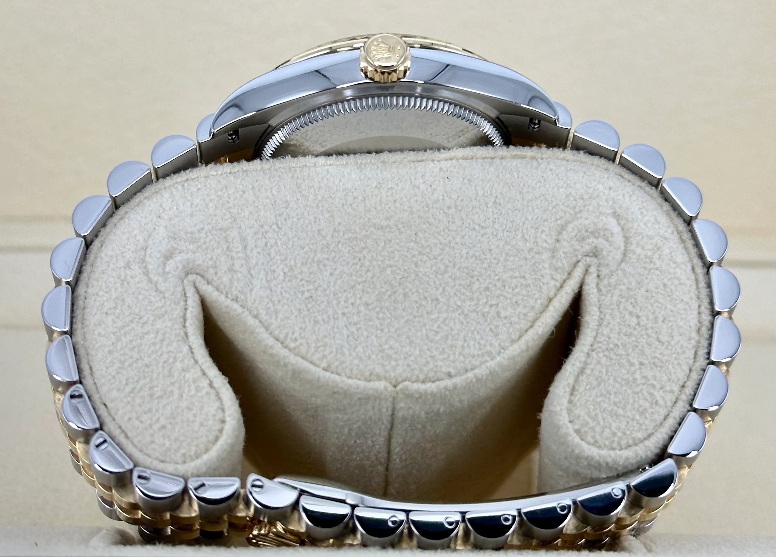 2023 Roles Datejust 31mm Two-Tone Jubilee Mother of Pearl Diamond Dial - Image 9