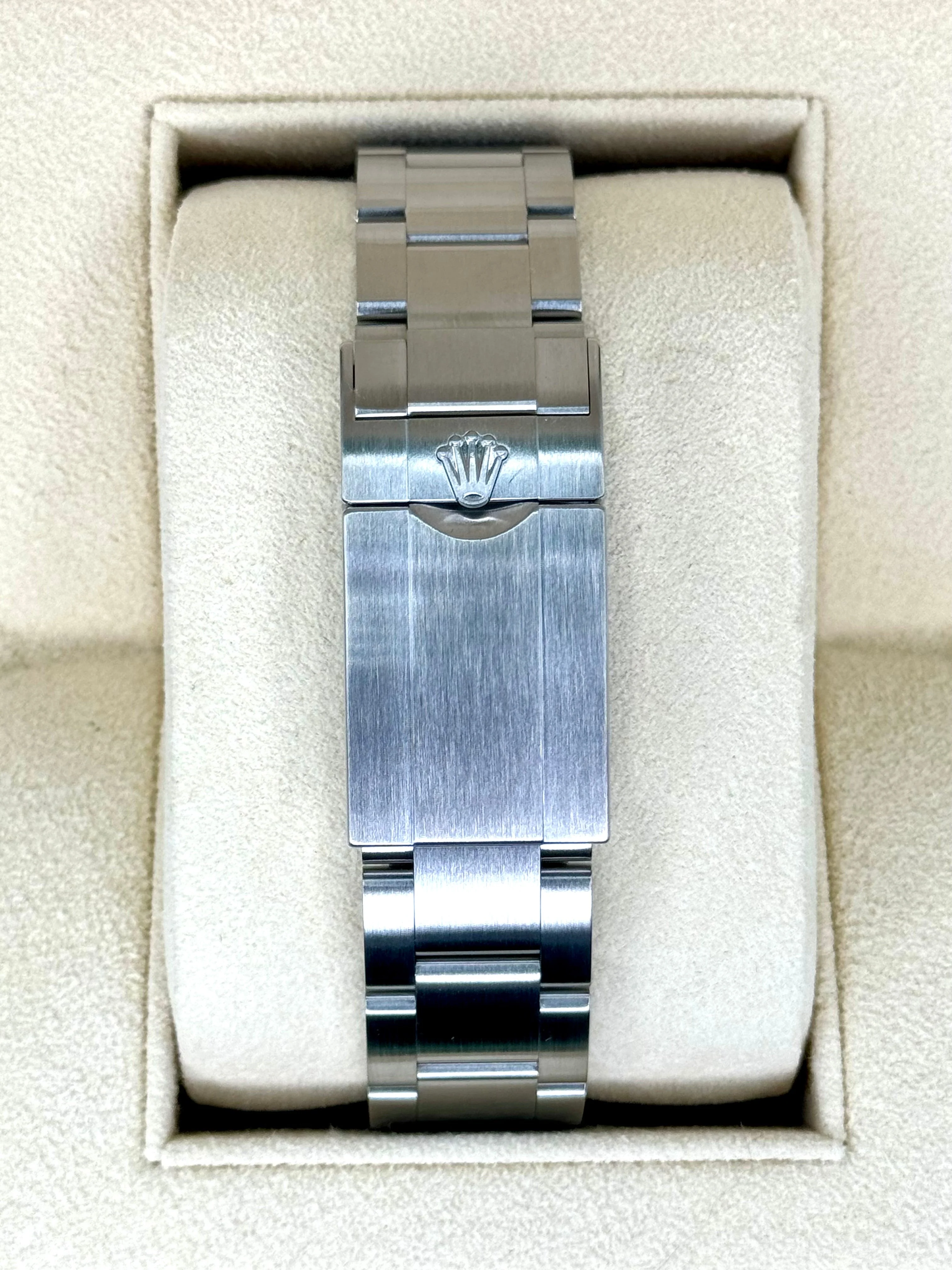 2023 Rolex Air-King 40mm 126900 Stainless Steel Black Dial - Image 2