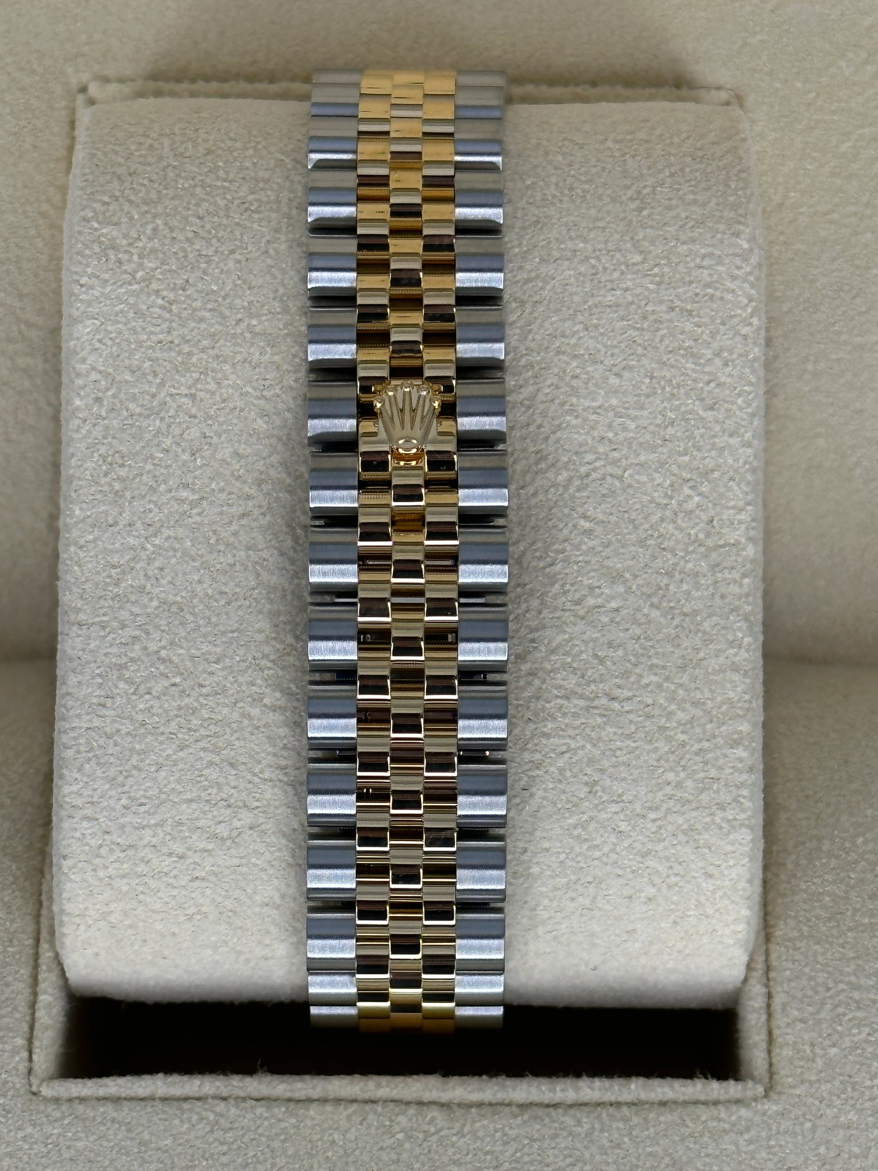 2023 Rolex Datejust 31mm 278273 Two-Tone Jubilee White Roman Numeral Dial - Image 2
