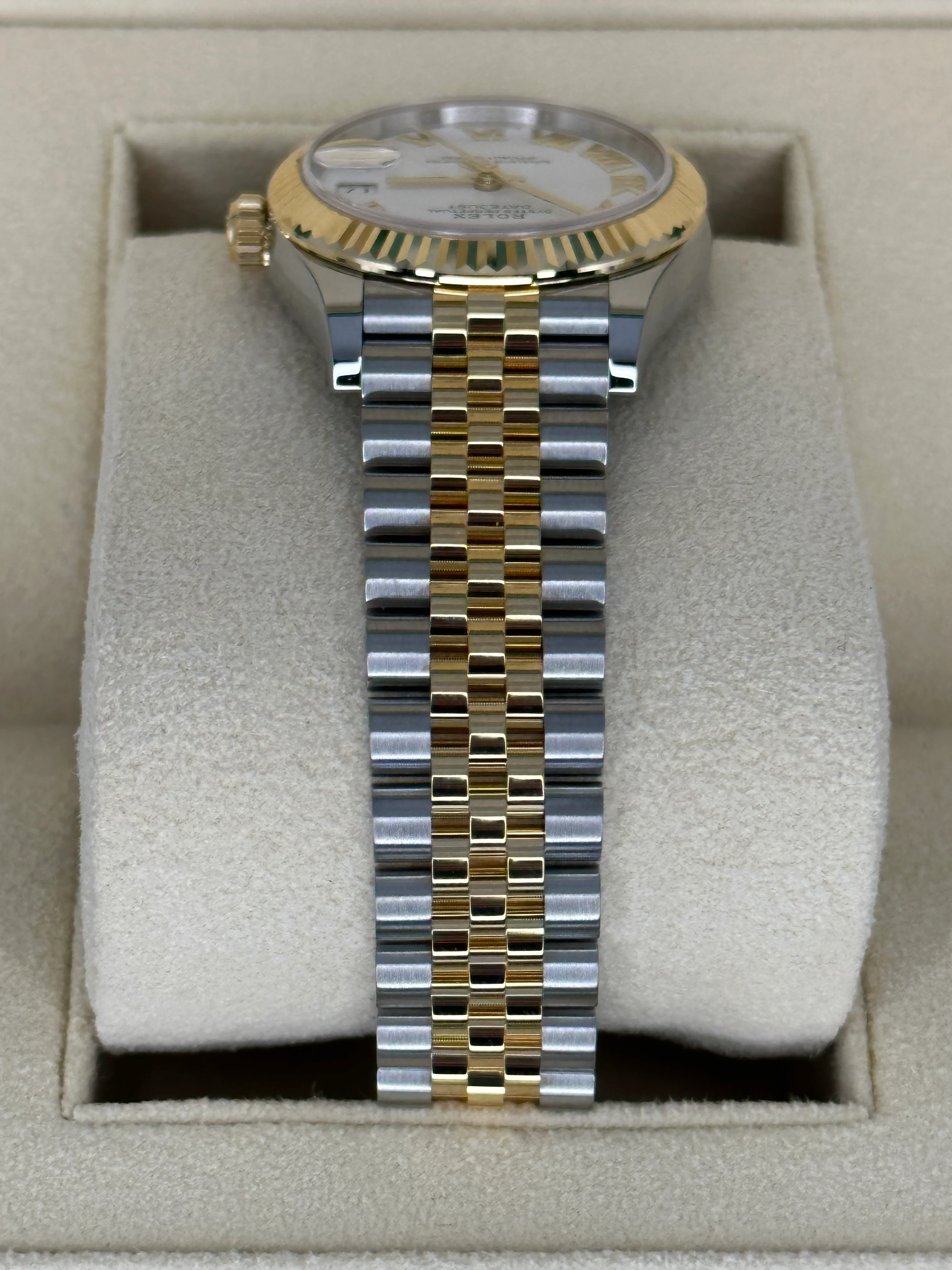 2023 Rolex Datejust 31mm 278273 Two-Tone Jubilee White Roman Numeral Dial - Image 4
