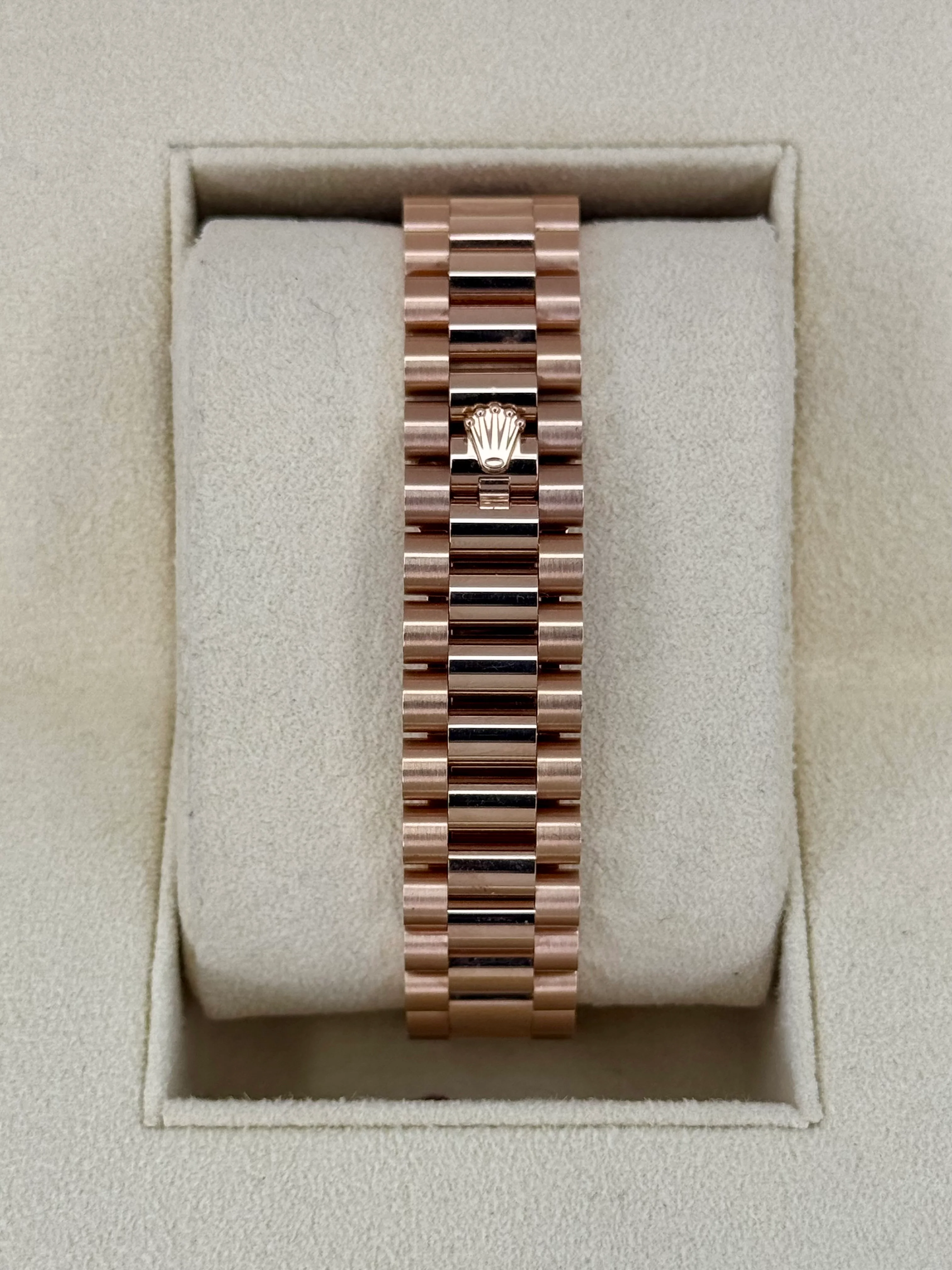 2023 Rolex Datejust 31mm 278275 Rose Gold Rose Diamond Dial - Image 2