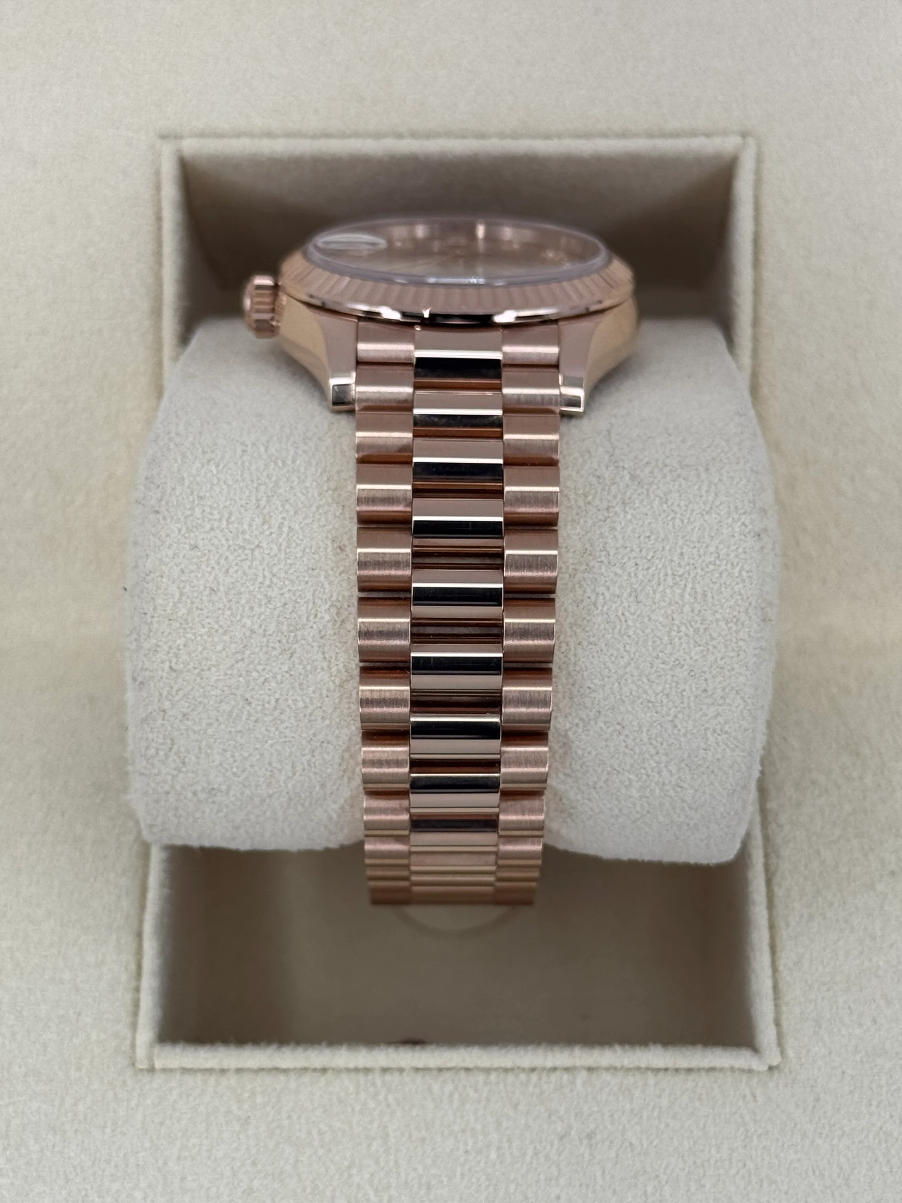 2023 Rolex Datejust 31mm 278275 Rose Gold Rose Diamond Dial - Image 4