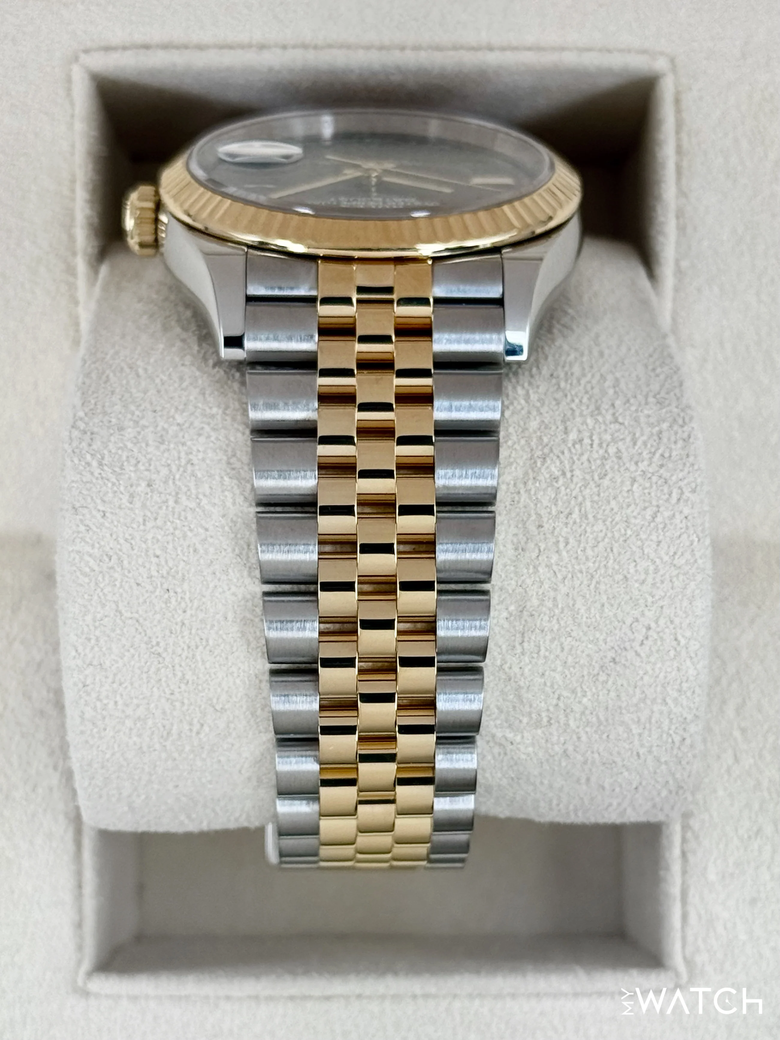 2023 Rolex Datejust 36mm 126233 Two-Tone Jubilee Wimbledon Dial - Image 4