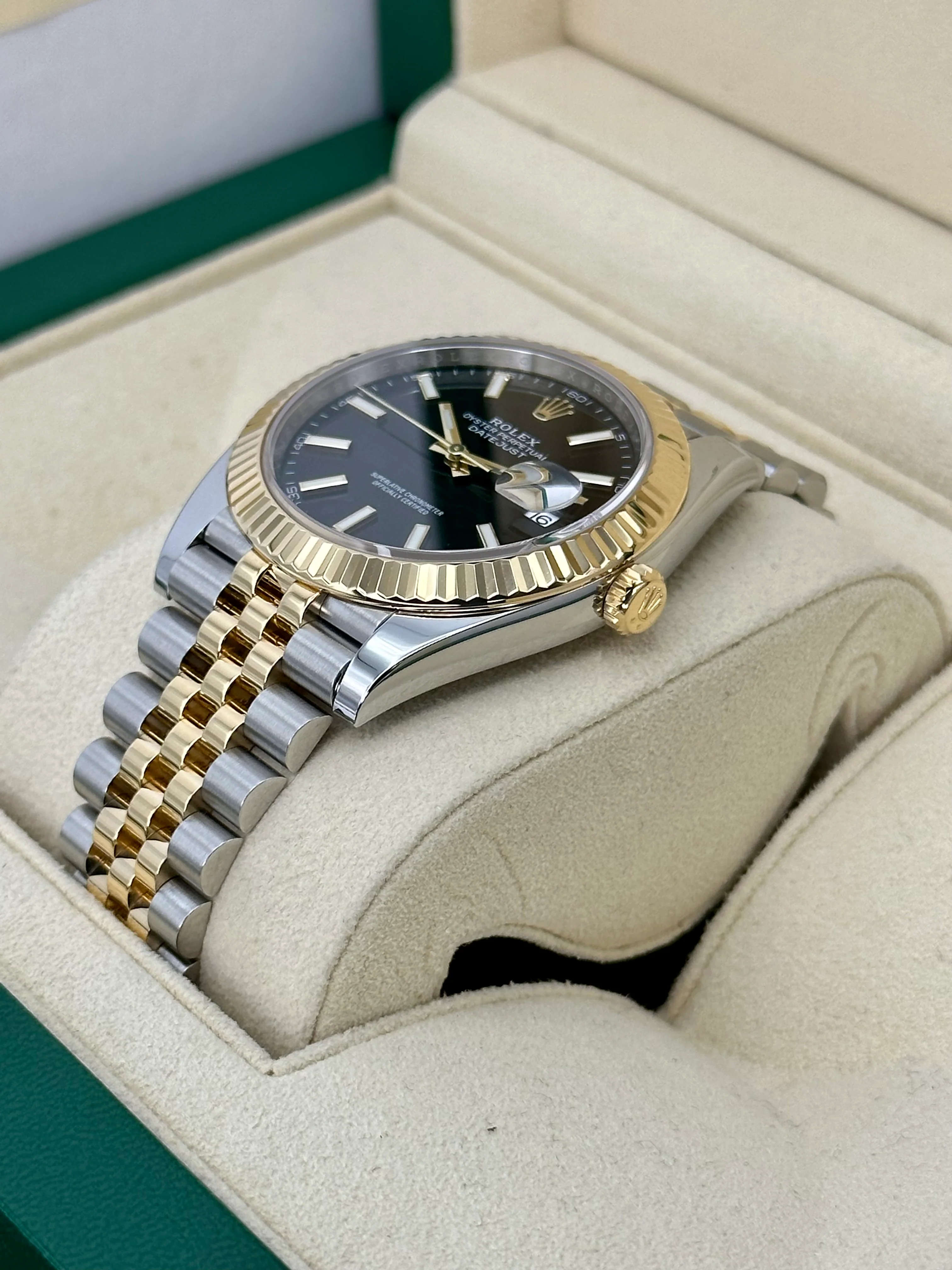 2023 Rolex Datejust 41mm 126333 Two-Tone Jubilee Black Stick Dial - Image 5