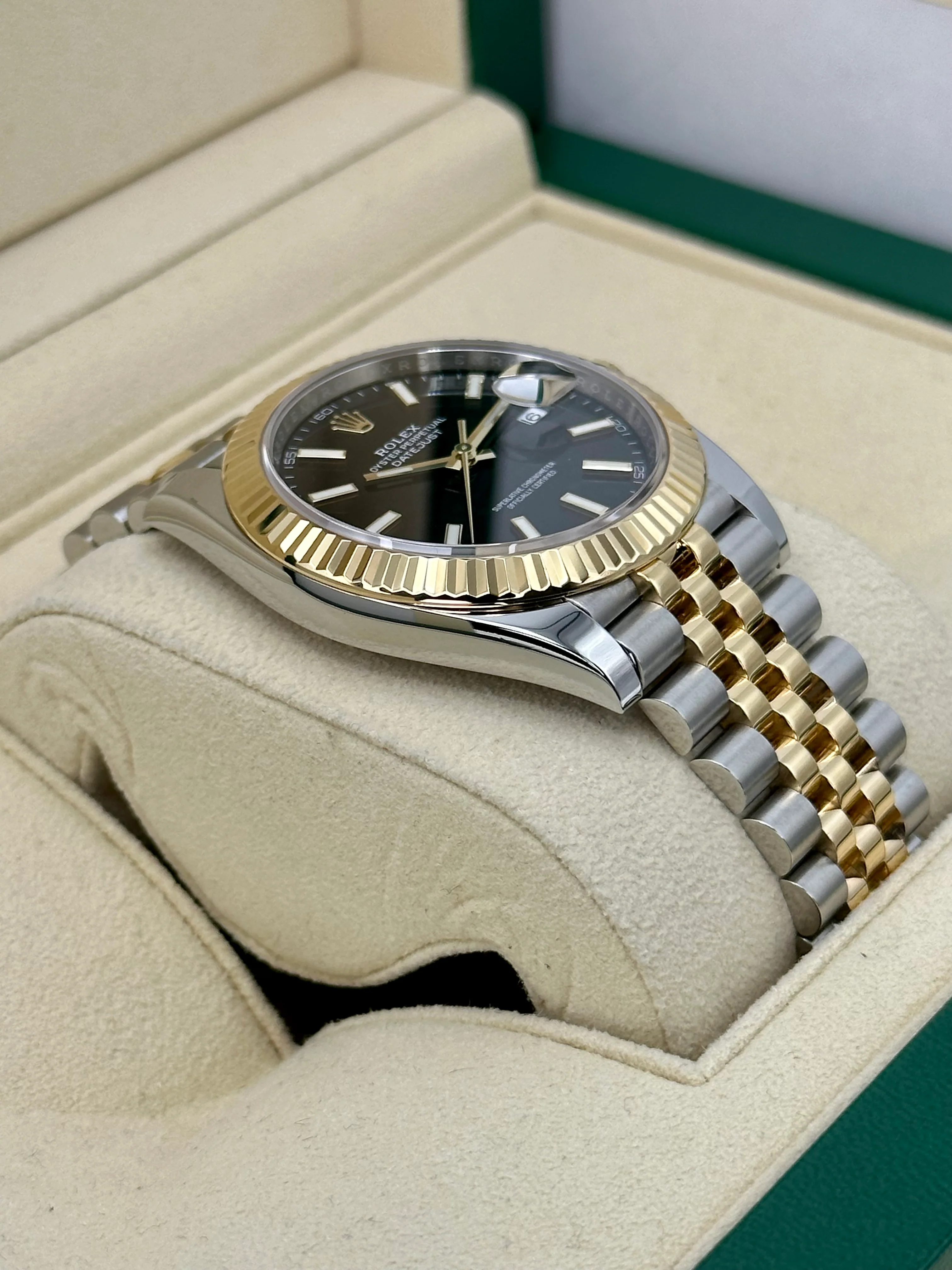 2023 Rolex Datejust 41mm 126333 Two-Tone Jubilee Black Stick Dial - Image 6