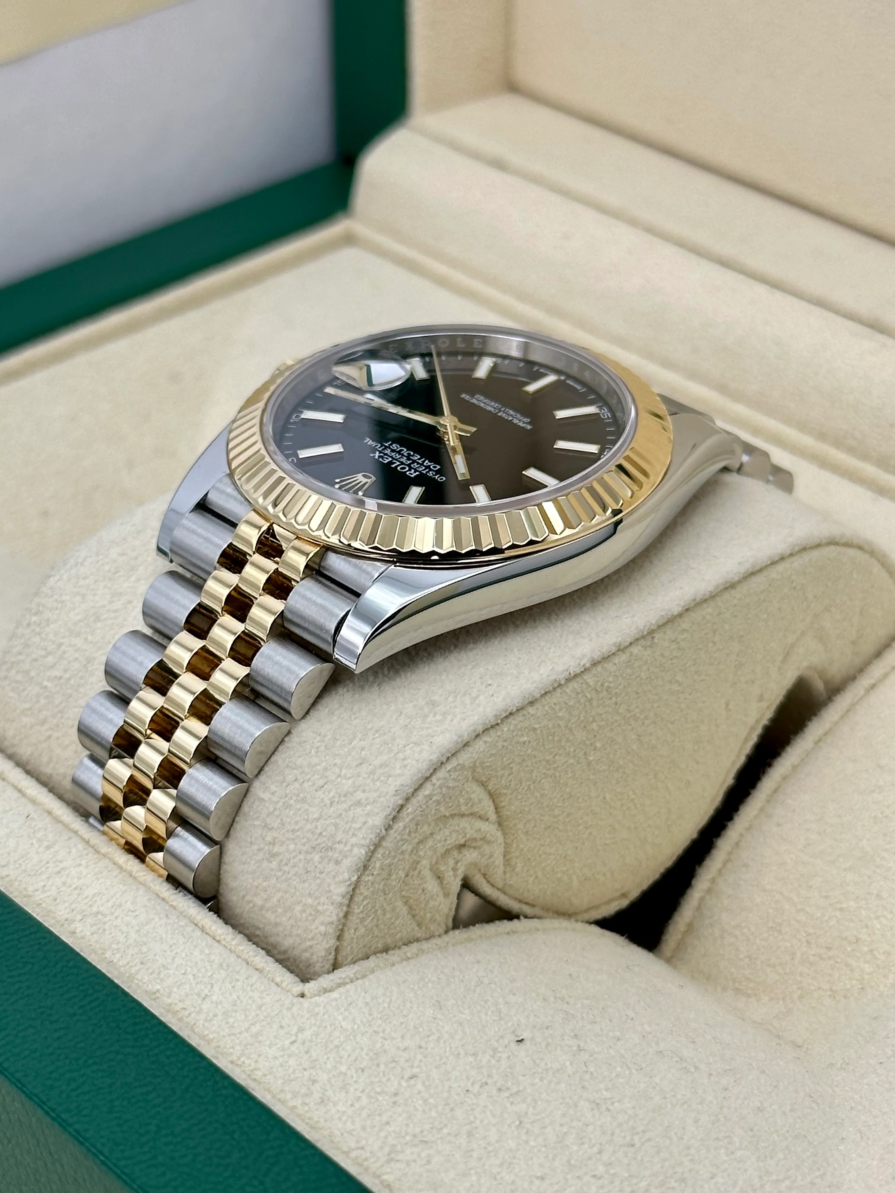 2023 Rolex Datejust 41mm 126333 Two-Tone Jubilee Black Stick Dial - Image 7