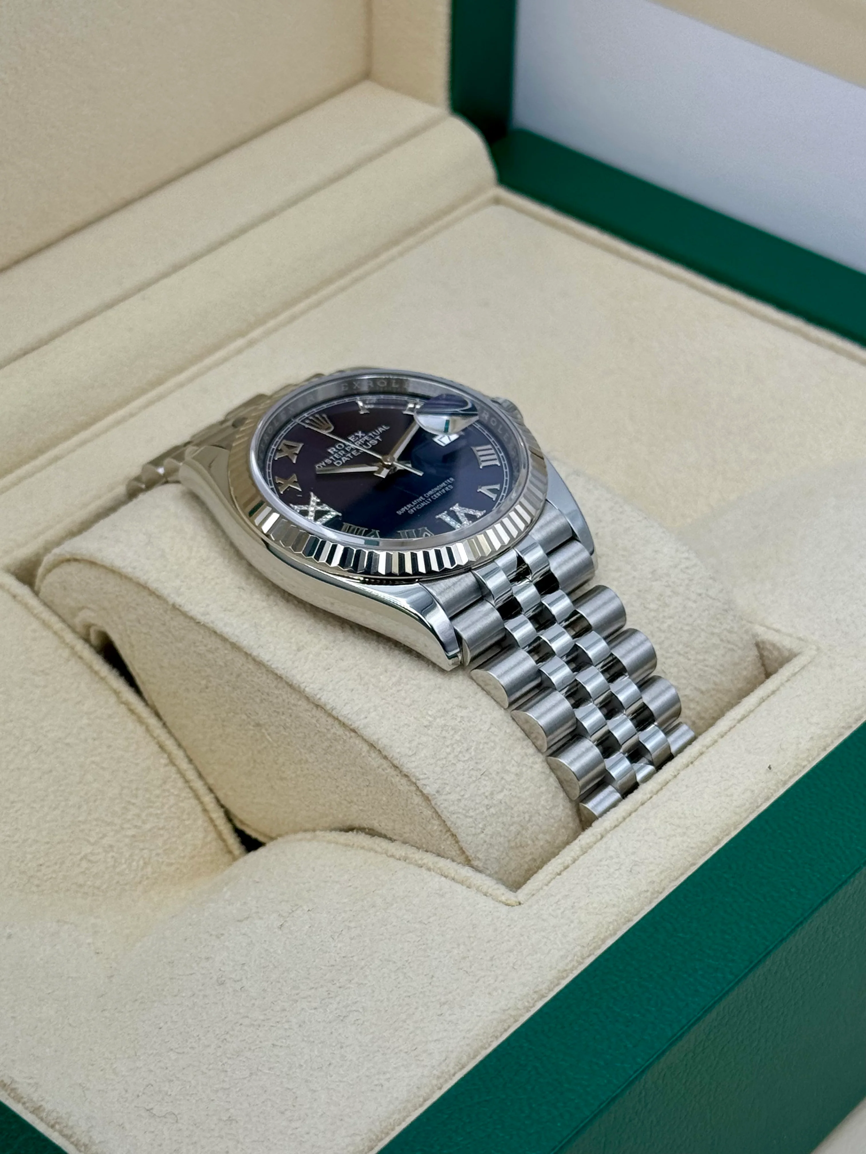 2023 Rolex Datejust 36mm 126234 Stainless Steel Jubilee Purple Dial - Image 6