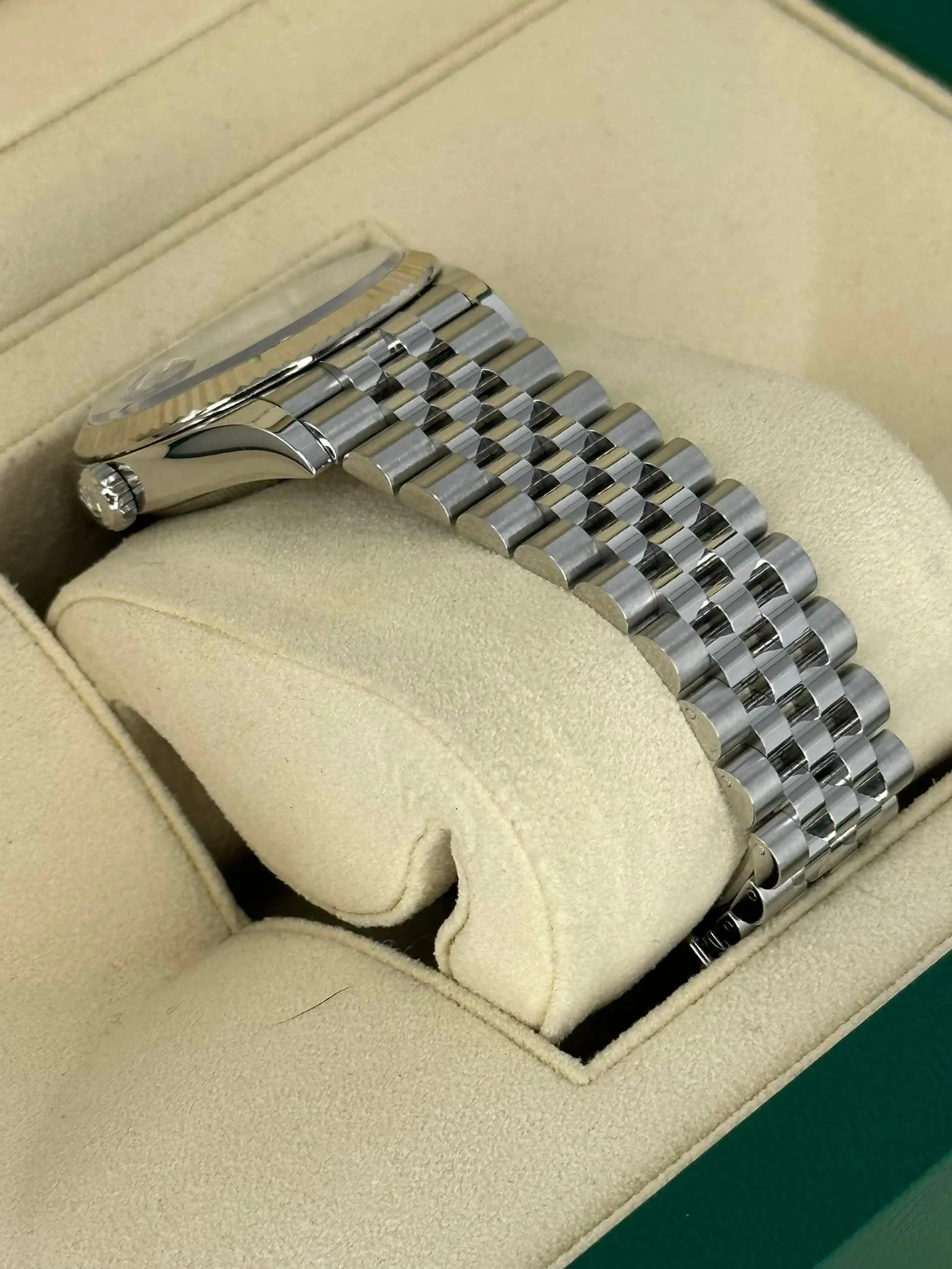 2023 Rolex Datejust 36mm 126234 Jubilee Wimbledon Dial - Image 8