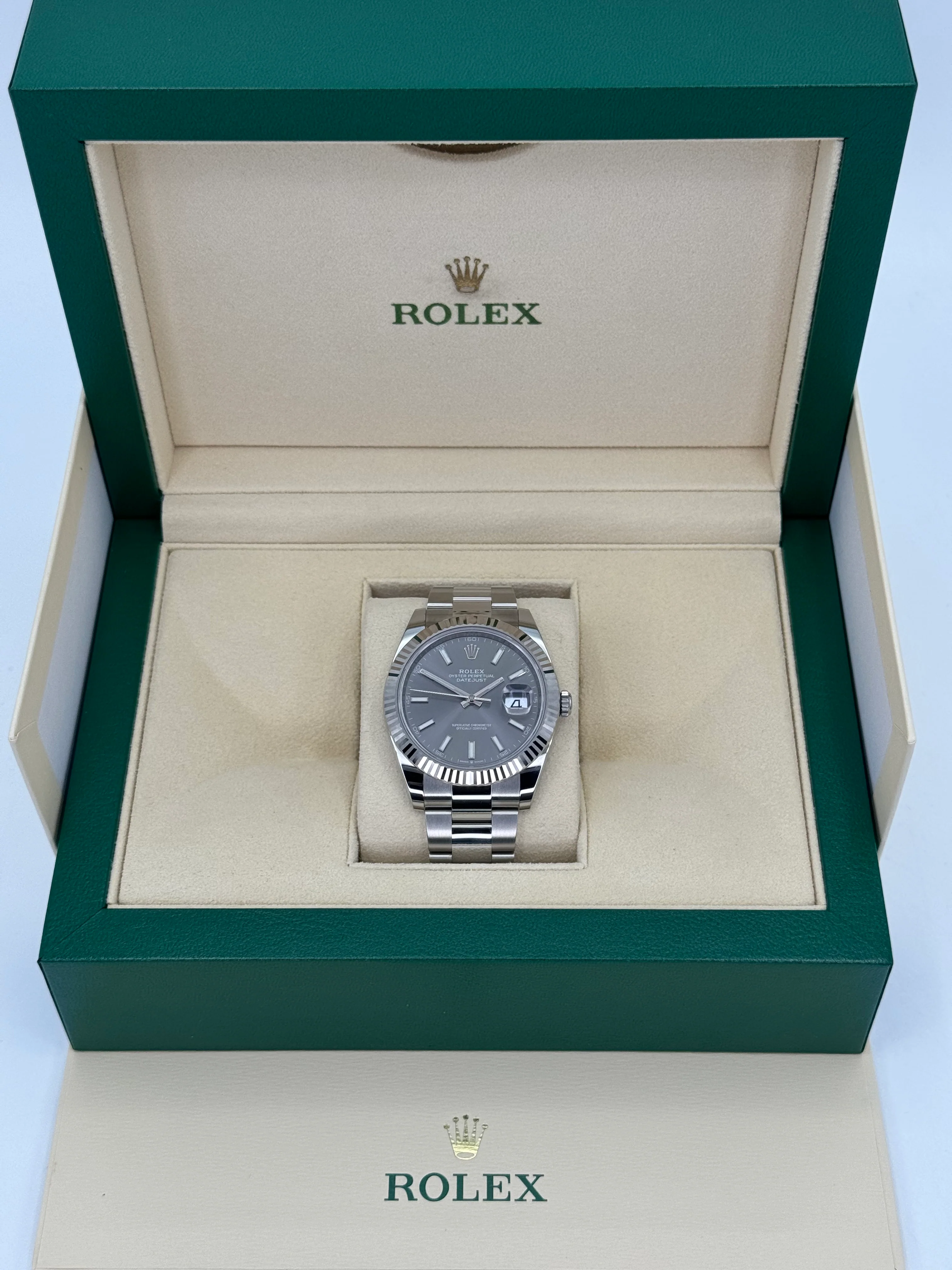 NEW 2023 Rolex Datejust 41m 126334 Stainless Steel Oyster Rhodium Dial - Image 11