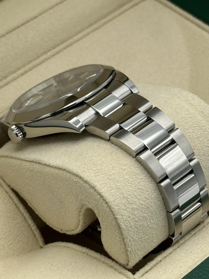 2023 Rolex Datejust 41mm 126300 Oyster Green Dial - Image 7