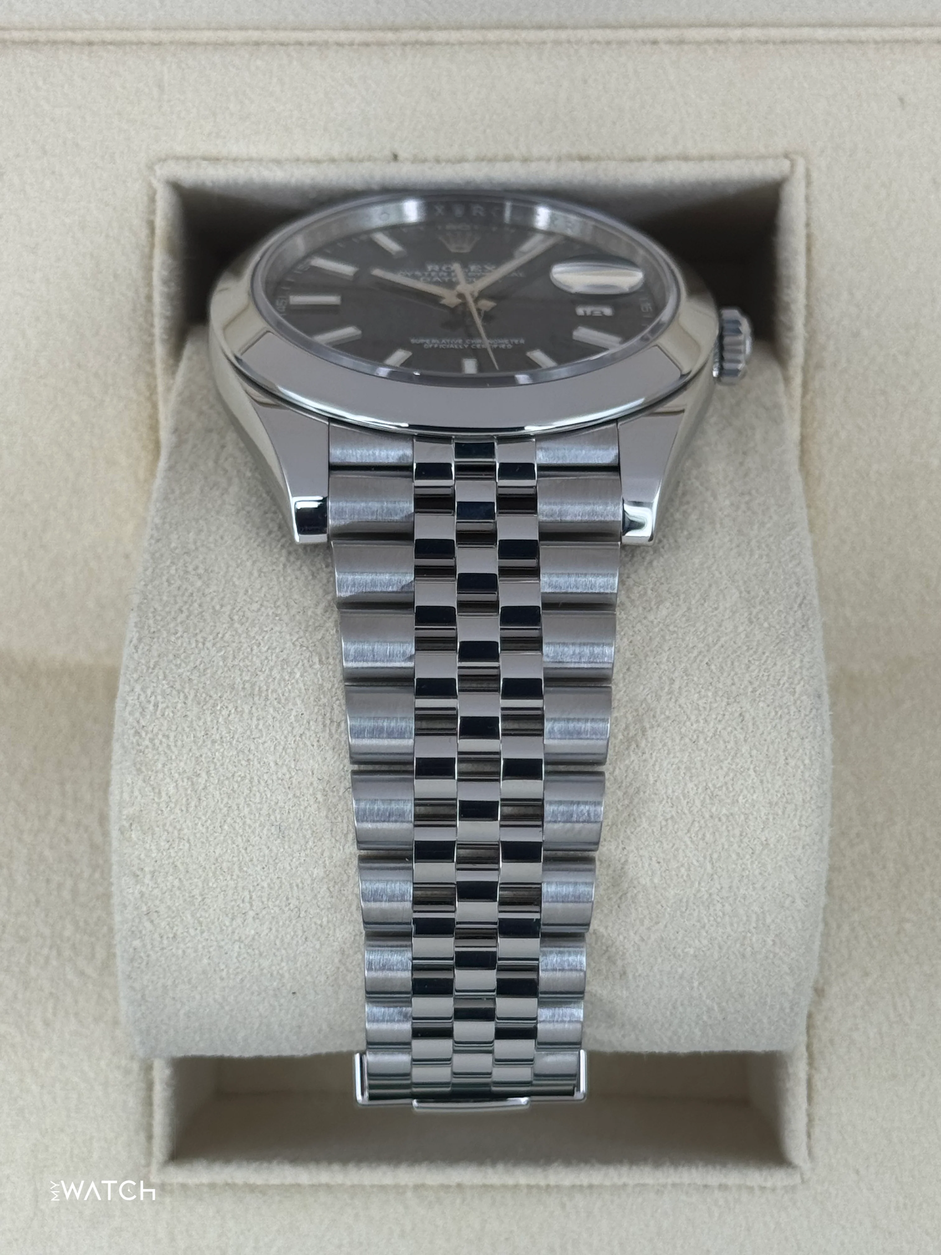 2023 Rolex Datejust 41mm 126300 Stainless Steel Jubilee Blue Dial - Image 3