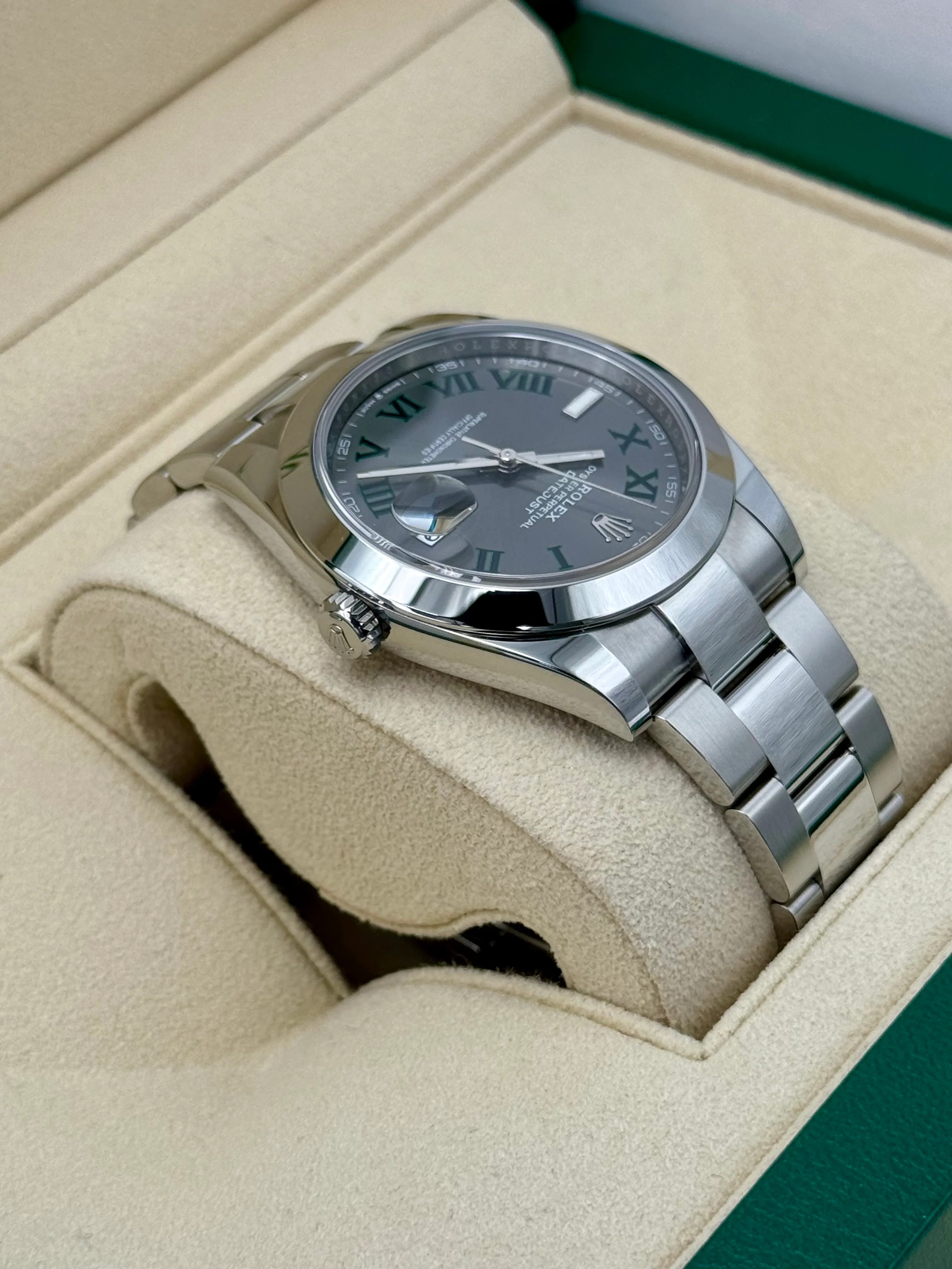 2023 Rolex Datejust 41mm 126300 Oyster Wimbledon Dial - Image 8
