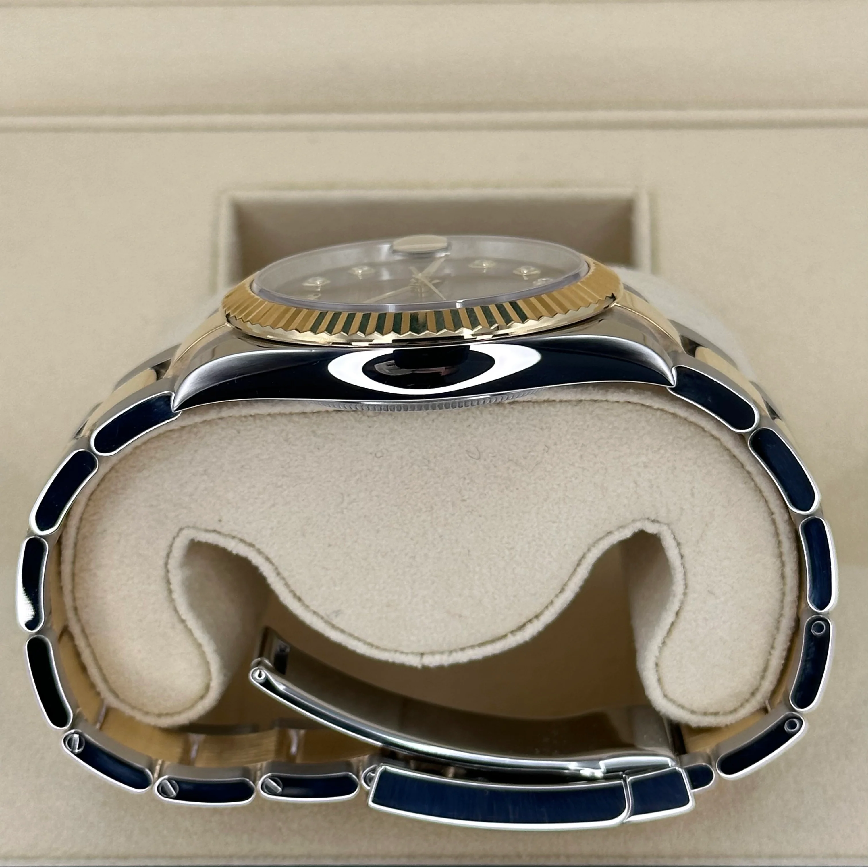 2023 Rolex Datejust 41mm 126333 Two-Tone Oyster Black Diamond Dial - Image 10