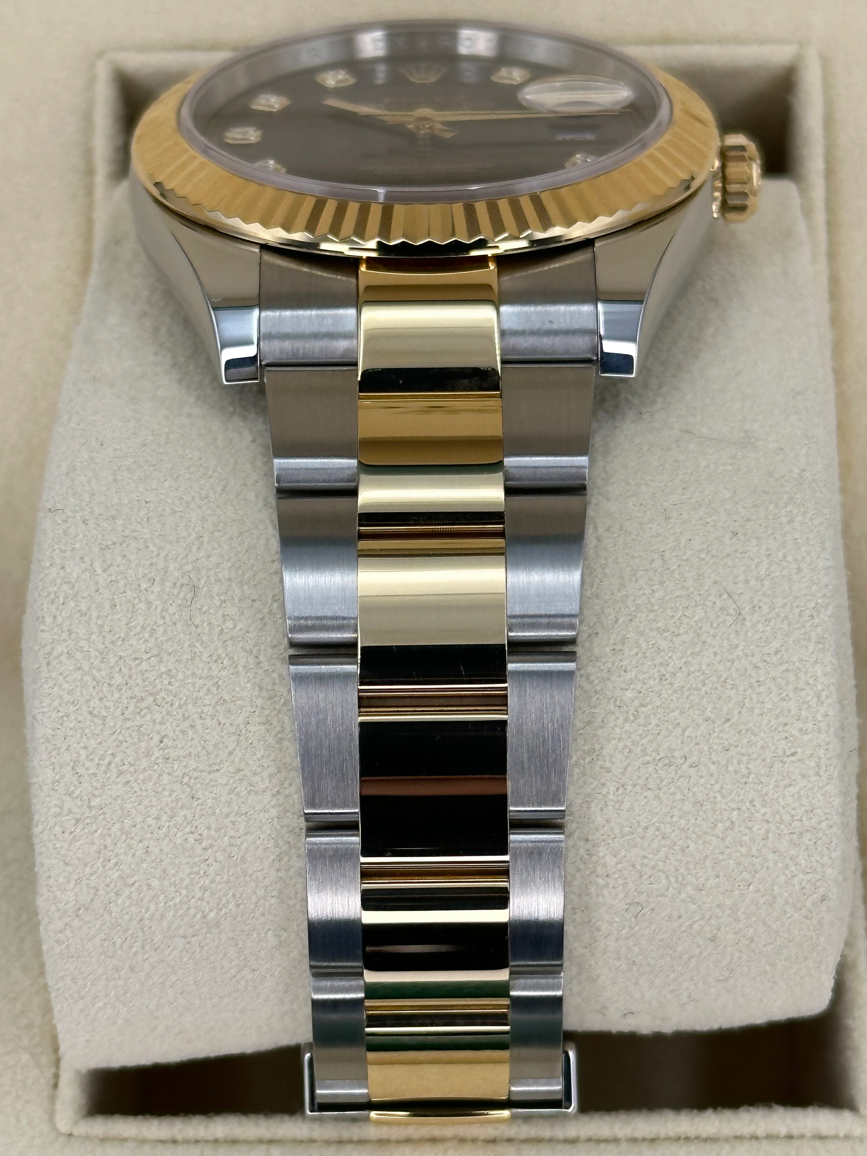 2023 Rolex Datejust 41mm 126333 Two-Tone Oyster Black Diamond Dial - Image 3