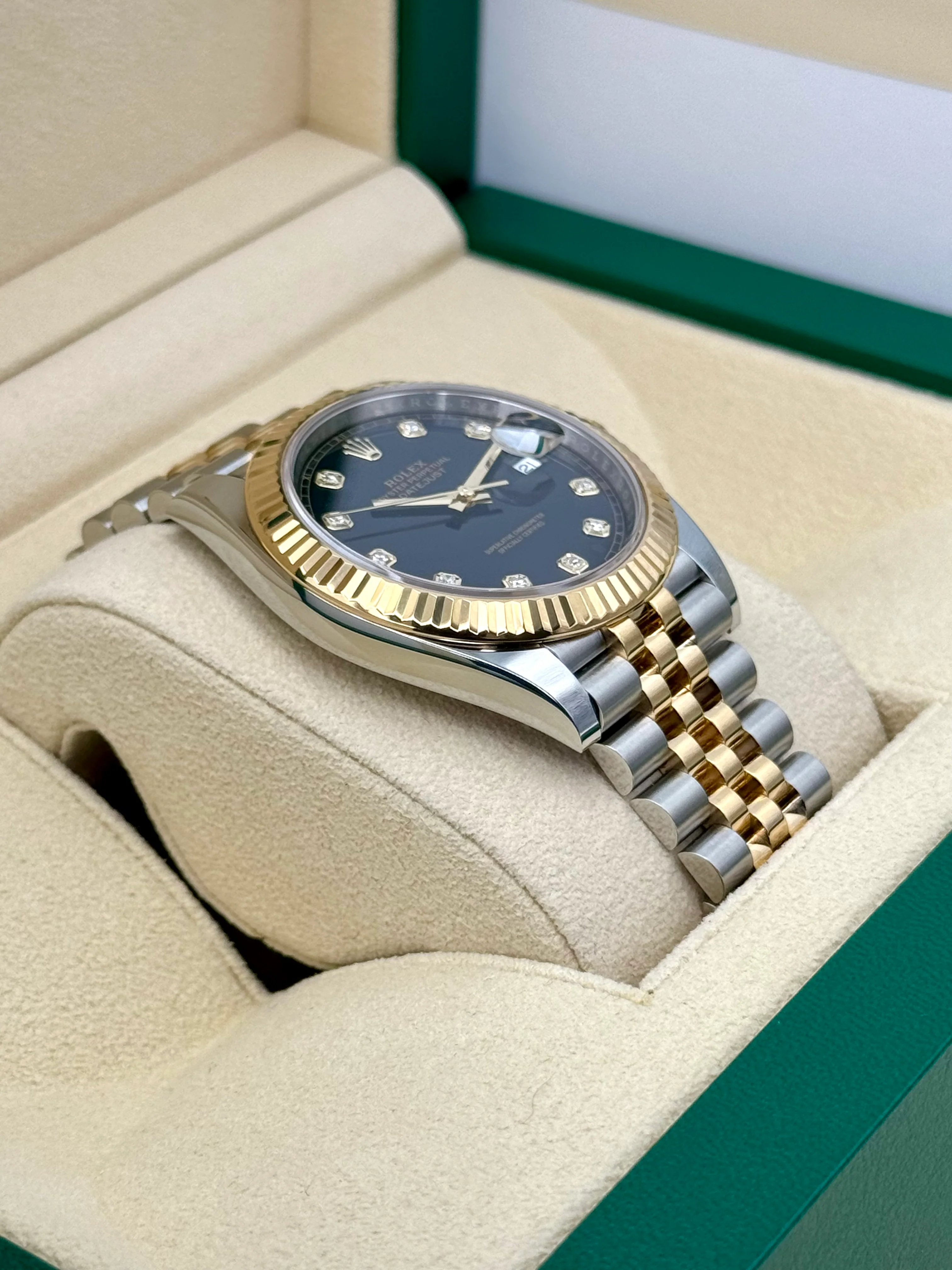 2023 Rolex Datejust 41mm 126333 Two-Tone Jubilee Black Diamond Dial - Image 6