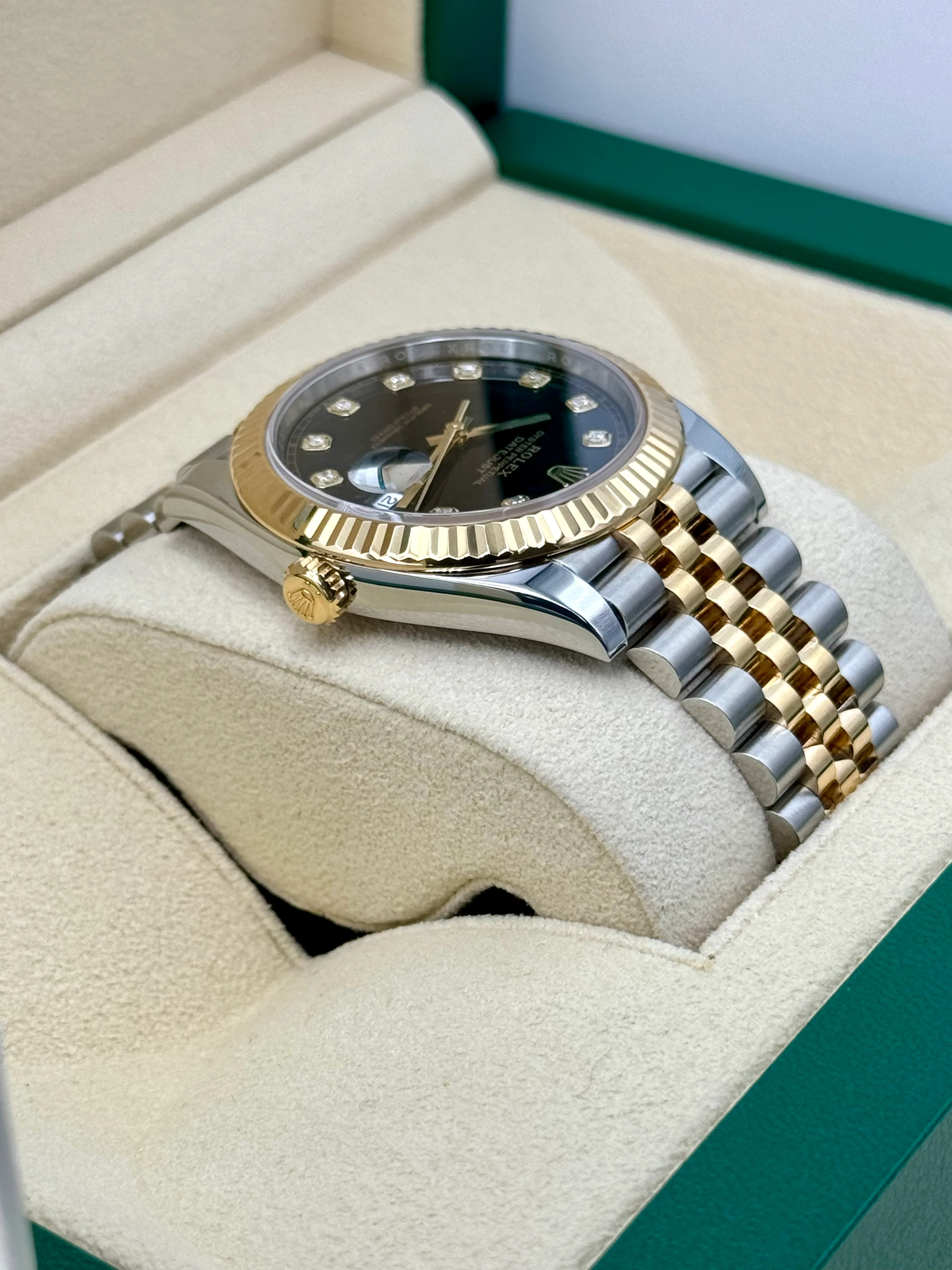 2023 Rolex Datejust 41mm 126333 Two-Tone Jubilee Black Diamond Dial - Image 8