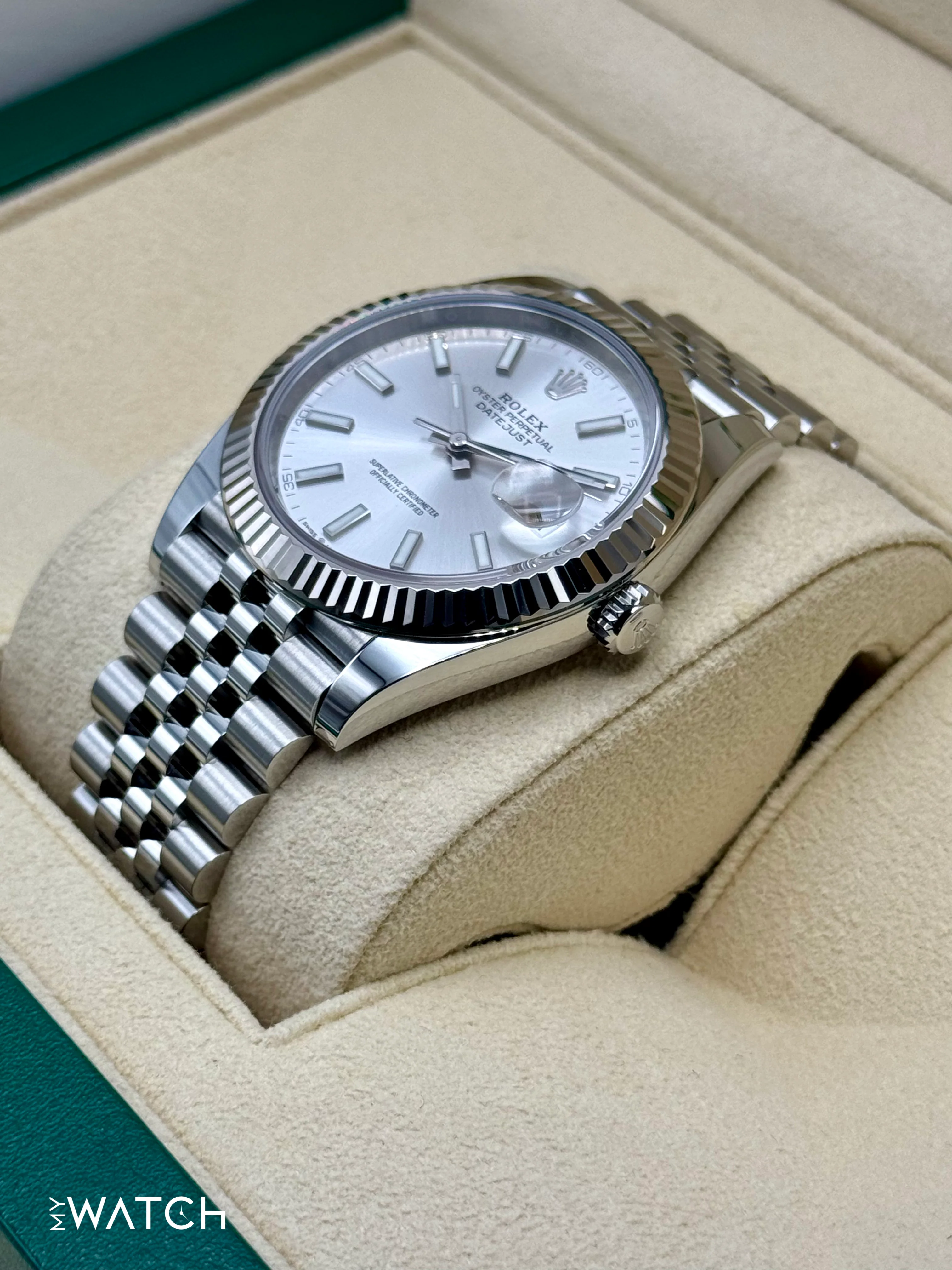 2023 Rolex Datejust 41mm 126334 Stainless Steel Jubilee Silver Dial - Image 5